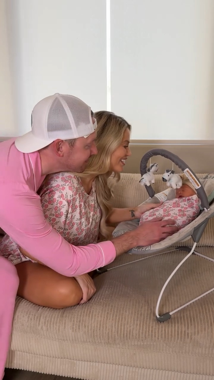 he’s not one of the girls, but he is one of the girls 🩷🍼🎀✨

mommy & me pjs by silks design

#newborn #newmom #momanddad #couplesgoals

#LTKmomlife #LTKBaby #LTKootd