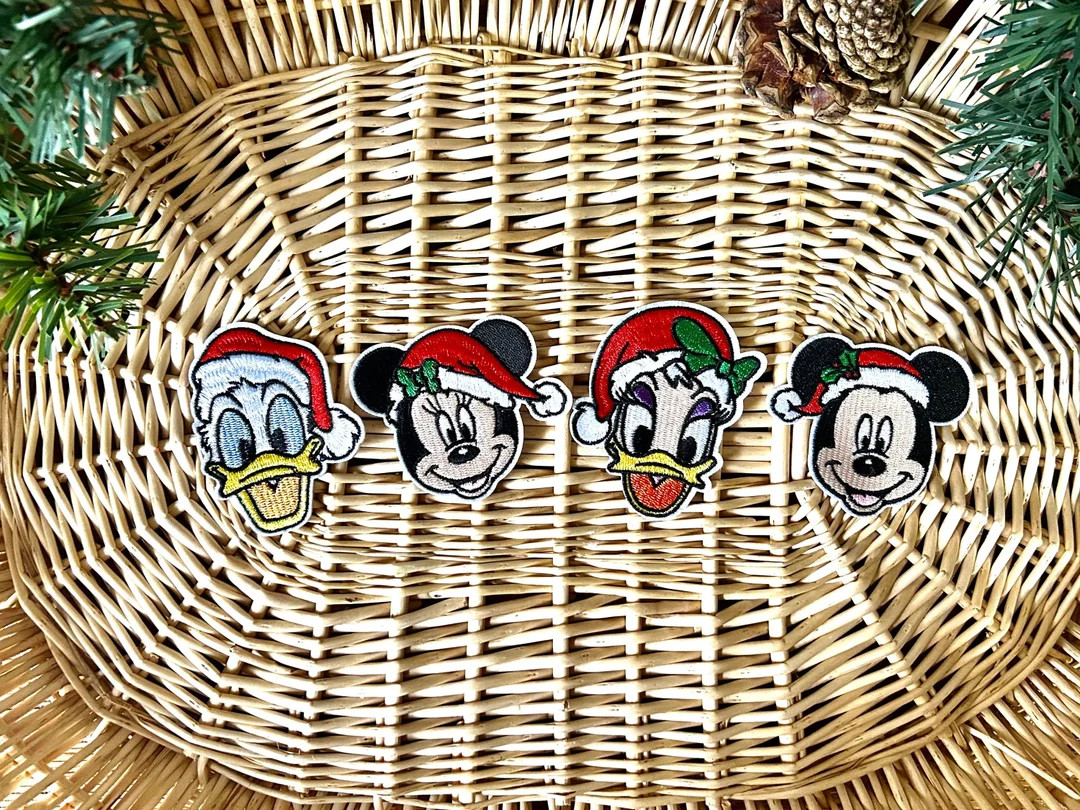 Christmas Mickey Mouse and Friends Patch - Minnie Mouse Iron on Holiday Appliqué - Etsy | Etsy (US)