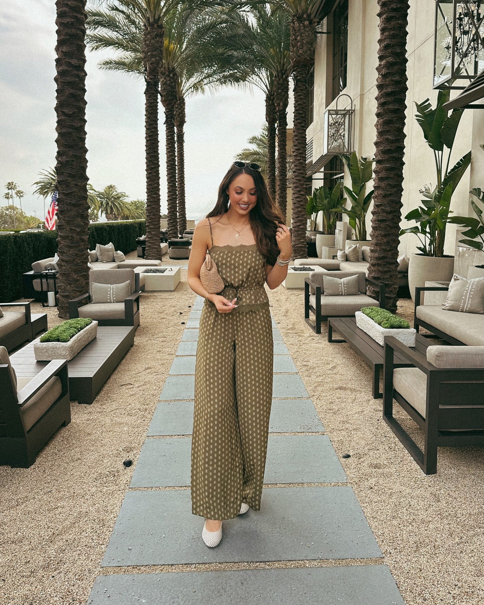 Spring going out outfit! 



Spring outfits, silk matching set, satin matching set, my styled life, Target finds, spring outfit ideas. 
