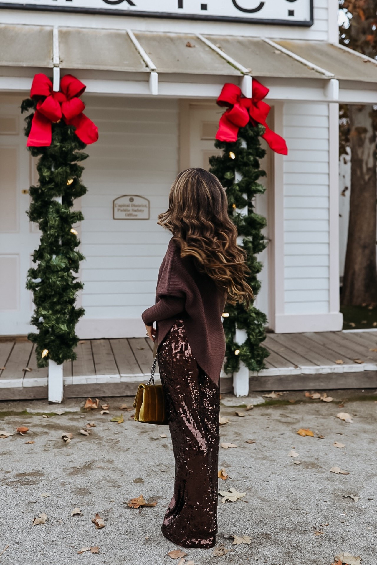 Holiday outfit
Sequin pants
Christmas party outfit
Amazon style
Amazon sweater



#LTKCyberWeek #LTKHoliday #LTKSaleAlert