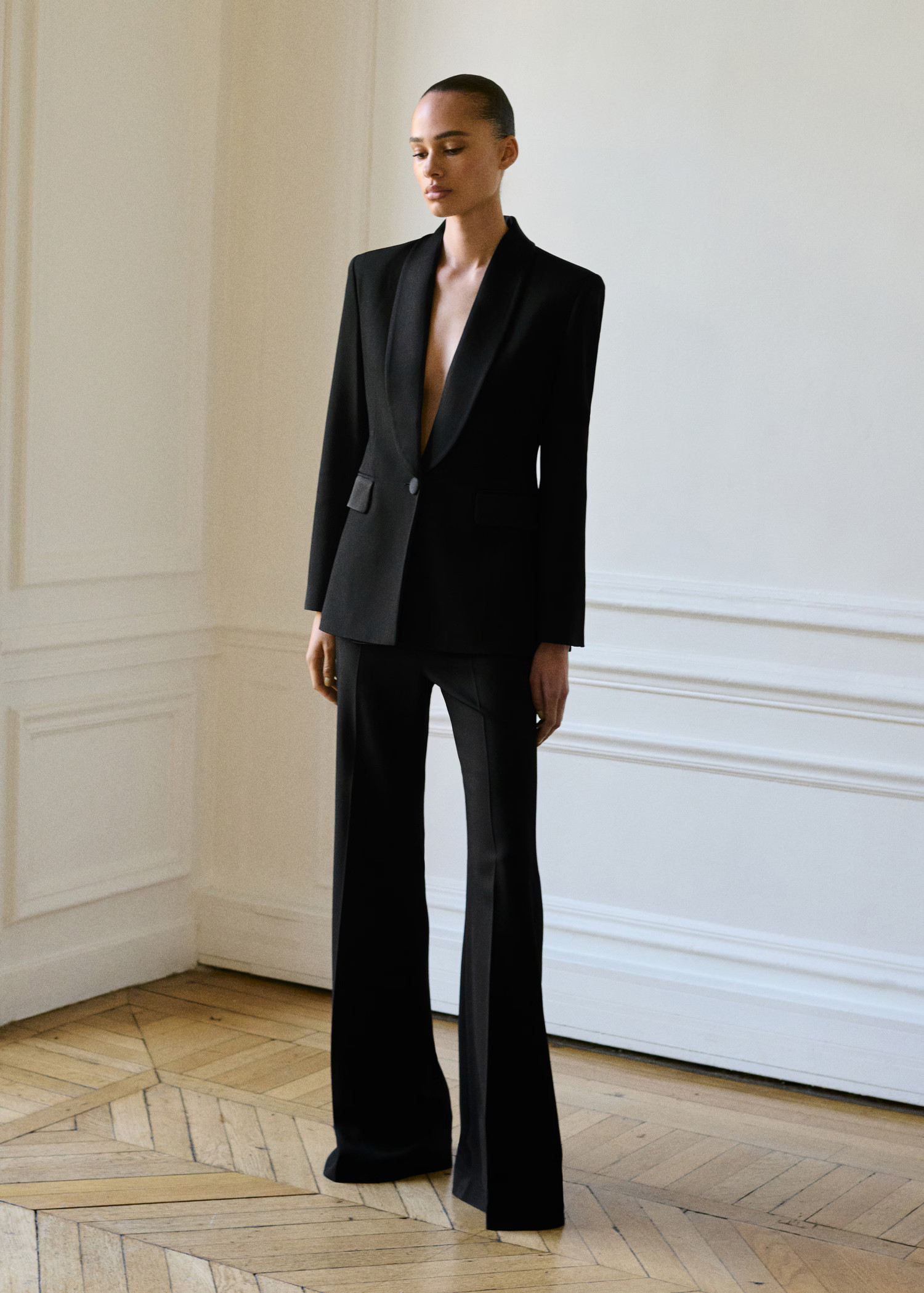 Suit jacket with satin details - Women | MANGO United Kingdom | MANGO (UK)