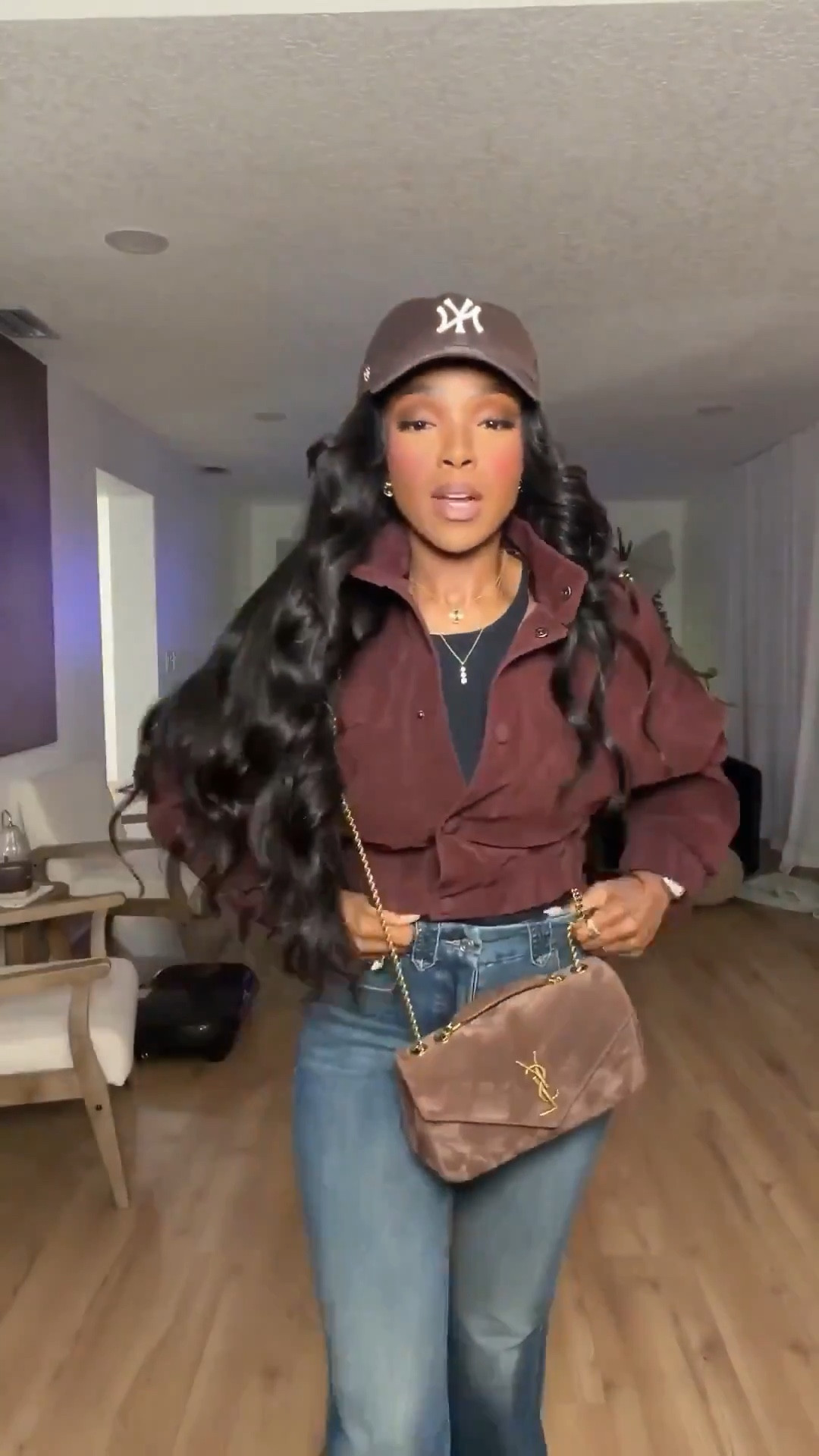 This is a Valentine’s Day cost-per-wear win you’ll keep reaching for long after February — an effortless, elevated casual look that works for everyday plans without trying too hard. Cozy layers, relaxed denim, and neutral accessories make this outfit endlessly rewearable, which means the cost per wear keeps dropping with every repeat.

Perfect for Valentine’s Day errands, casual date nights, coffee runs, weekend plans, travel days, and everyday off-duty style.

📏 Sizing:  
Top: Small  
Jeans: 27 Long  

Measurements:  
5’4” · 138 lbs · 34D · 27” waist · 40” hips  

Tap to get details and shop this look.

Valentine’s Day casual outfit, everyday winter outfit ideas, neutral streetwear looks, casual date night outfit, cost per wear fashion, timeless wardrobe staples, easy elevated basics, relaxed denim styling, neutral outfit inspiration.

Follow me on Instagram and YouTube @kirasfashionfinds

Follow my LTK @kirasfashionfinds on the @shop.LTK app to view this post and get my exclusive app-only content!

#liketkit 
@shop.ltk
https://liketk.it/5KjLw