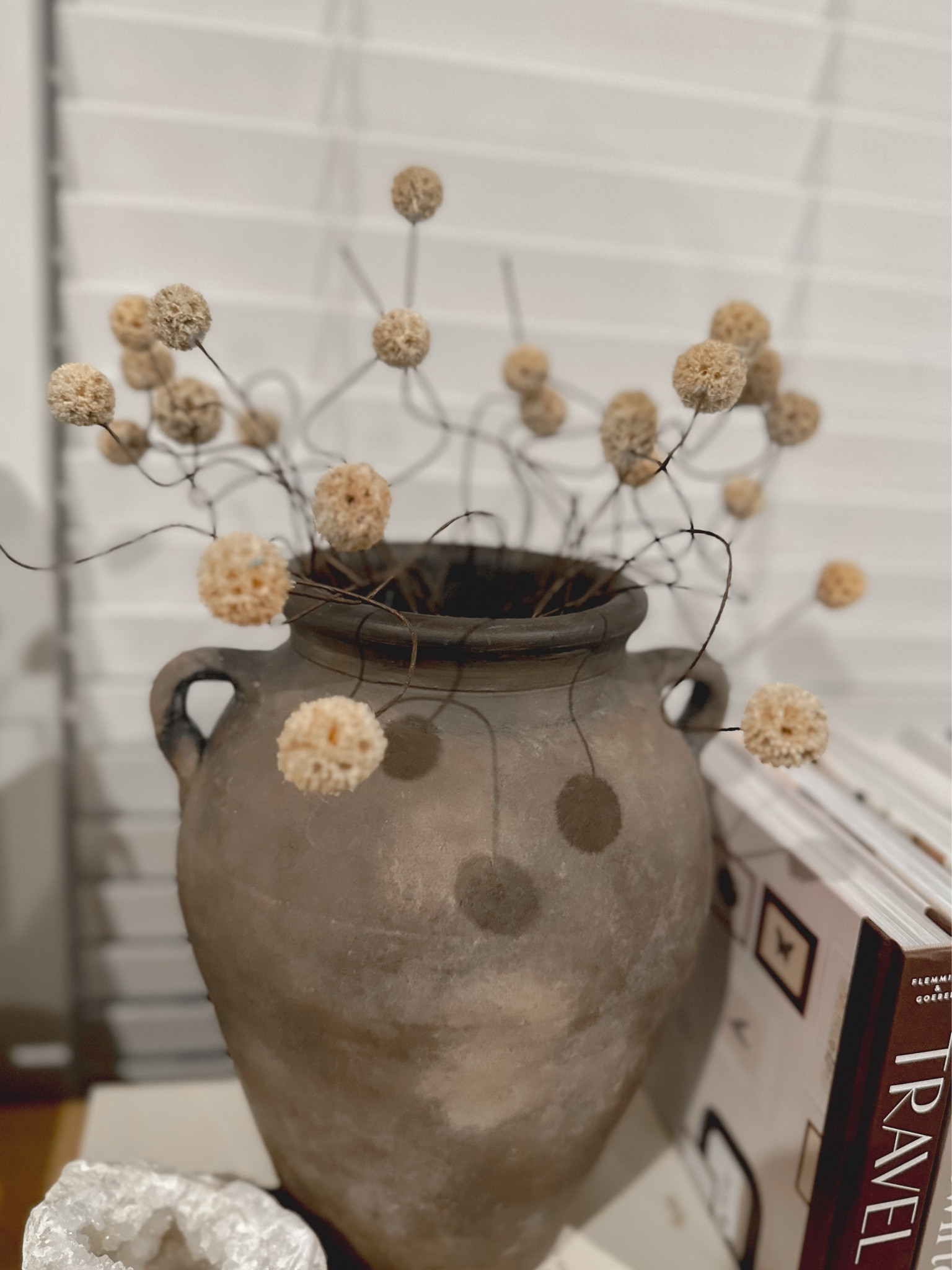 Vase: www.portandpenny.com
