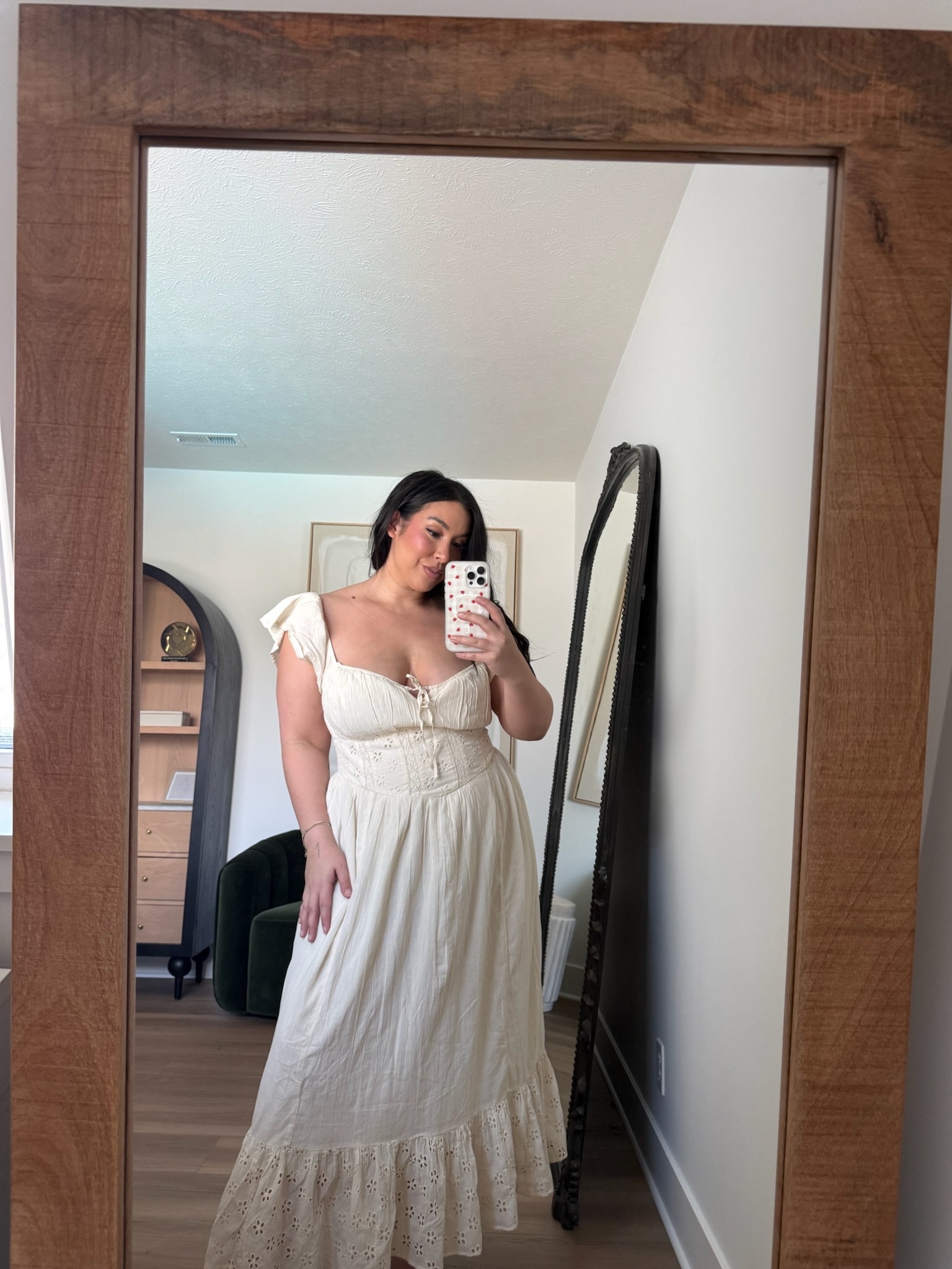 Midsize spring outfit! Size XL 
-
-
-
Casual outfit inspo, curvy outfit inspo, curvy jeans, flowy dress, midsize fashion, midsize style, size 14, size 16