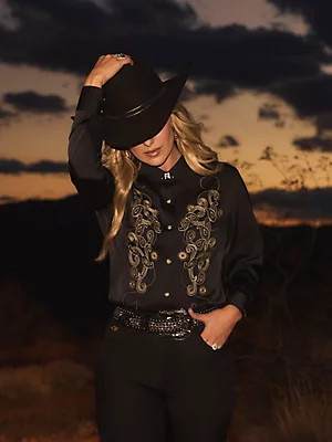 Wrangler x Lainey Wilson Satin Embroidered Western Snap Shirt | Wrangler