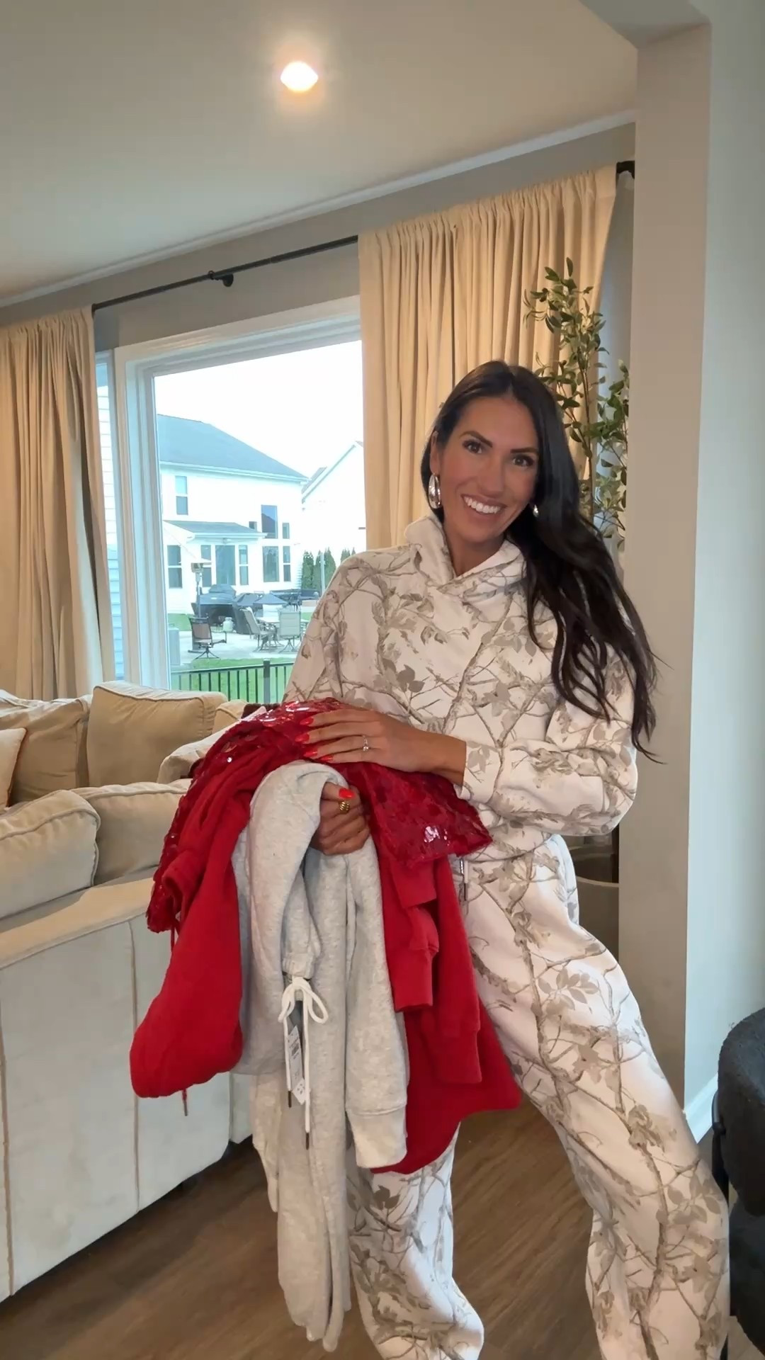 Cutest Abercrombie haul 
Matching sets 
New Year’s Eve dress - wearing small 
Winter coat - wearing small 
Red set - wearing XS in hoodie and small regular in sweats 
Grey set - wearing small in hoodie & small long in joggers 
My holiday heels are target! 
My new balance are mushroom / arid stone 
My silver hoops are Amazon 


#LTKFindsUnder100 #LTKHoliday #LTKGiftGuide