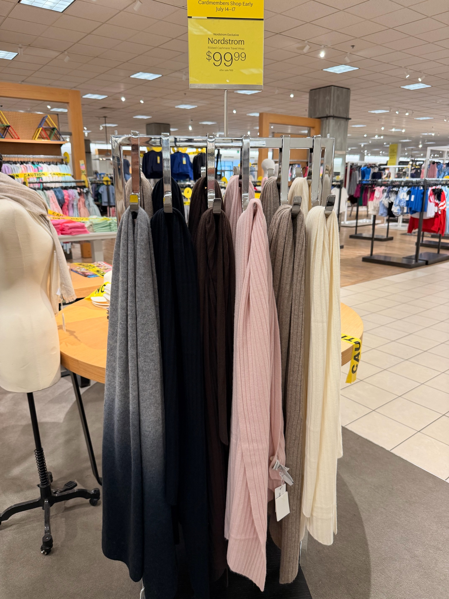 Nordstrum anniversary sale, cashmere scarf that is too good to pass up

#LTKgrwm #LTKSaleAlert #LTKOver40