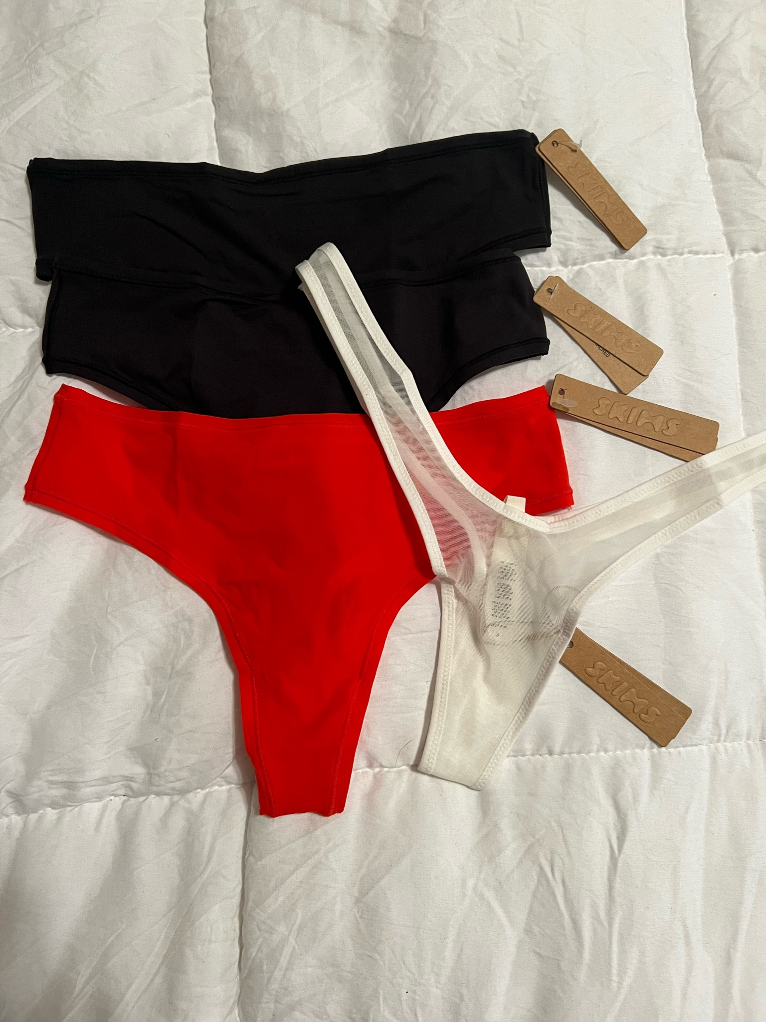 The BEST most comfortable, soft and breathable underwear! Everything I have ever bought from Skims has been AMAZING! 

#skims #undearwear #comfort #soft #panties 