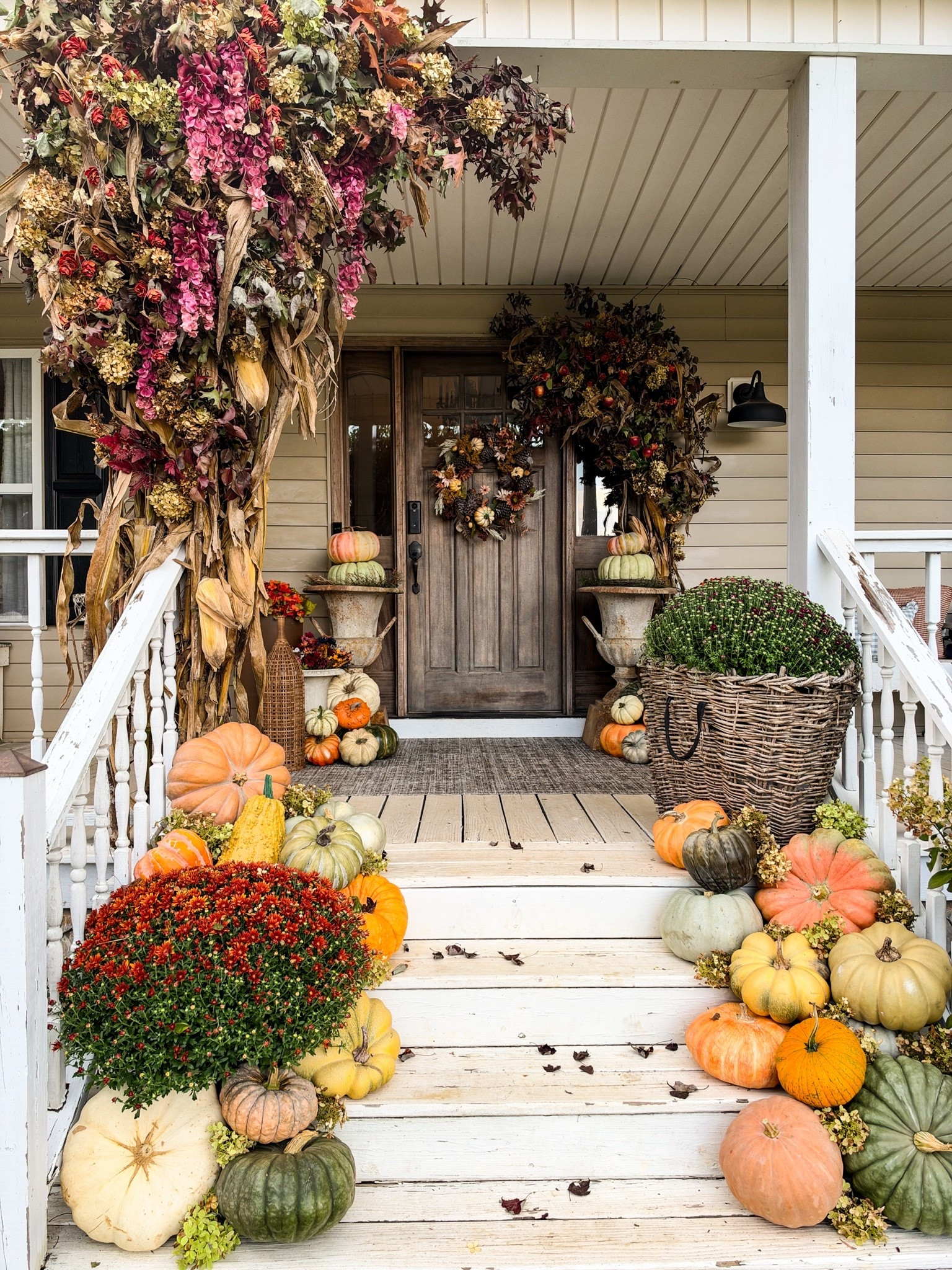 Fall farmhouse cottage porch decor

#LTKHome #LTKSeasonal #LTKSaleAlert