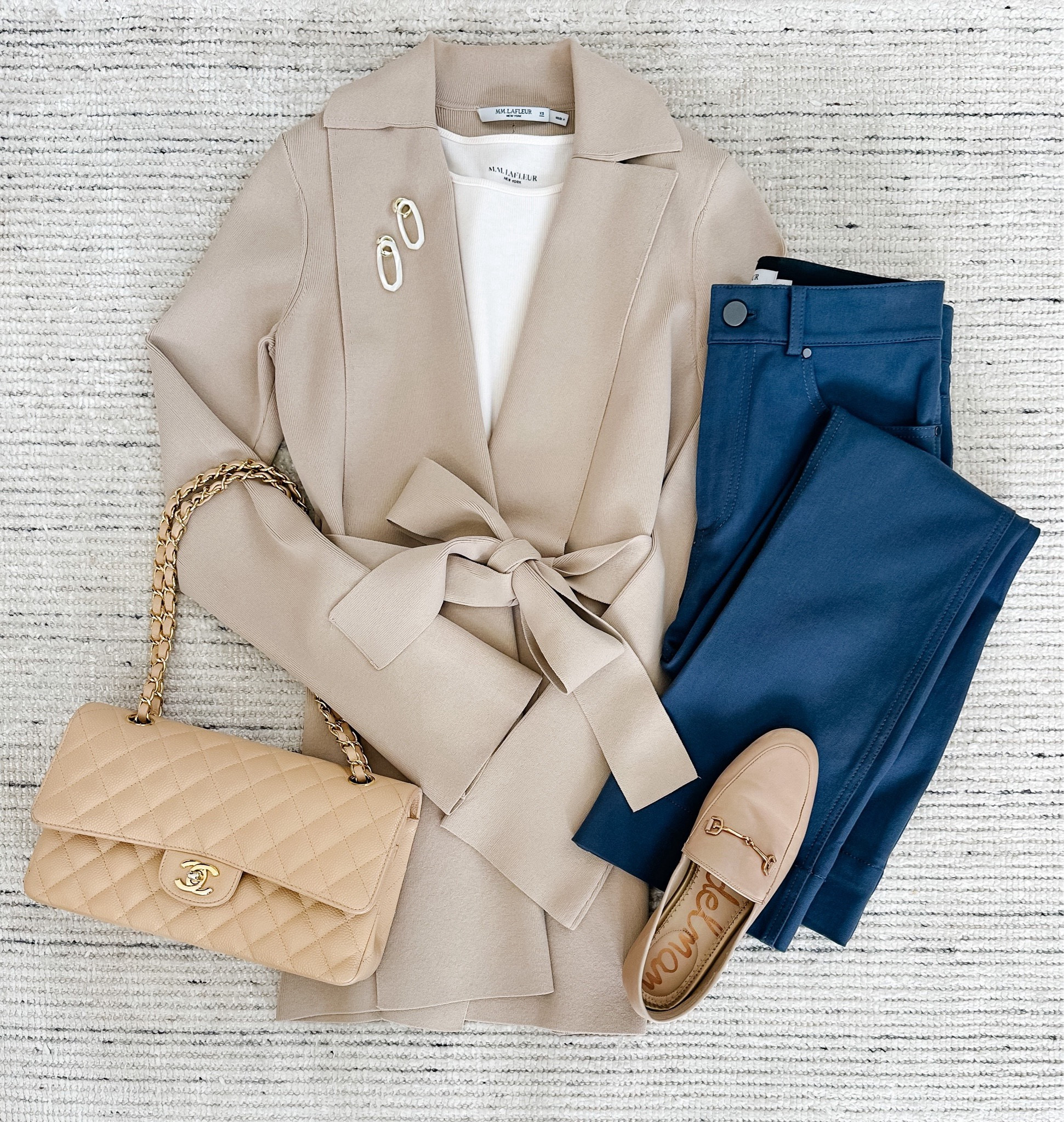 Fall Smart casual workwear including fitted pants paired with jardigan and loafers for a chic look! Pretty for fall outfits, date nights and more. Pants are on sale for 50% off! 

#LTKSeasonal #LTKStyleTip #LTKSaleAlert