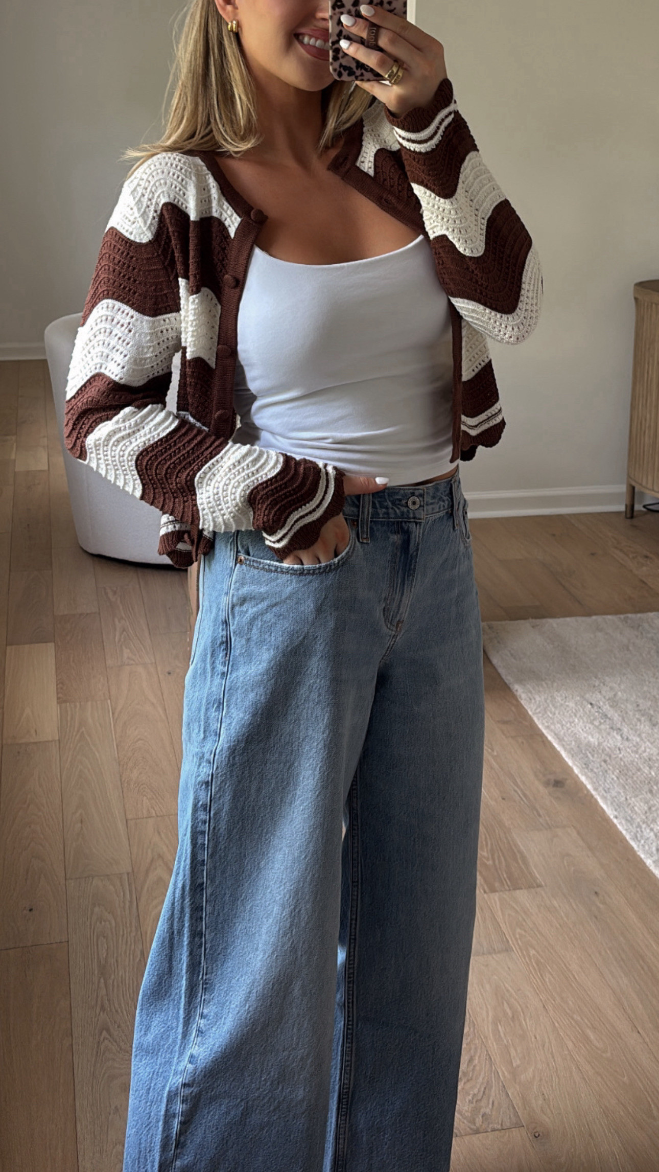 Outfit is linked!! + my jeans are on sale now🥰🤎





Fall outfits women, sale alert, discount, good deals, denim, antonio melani, transition outfits, knit cardigan, dillard's, jeans, abercrombie jean sale, sidneymarieduke 

 #LTKootd #LTKSeasonal #LTKSaleAlert
