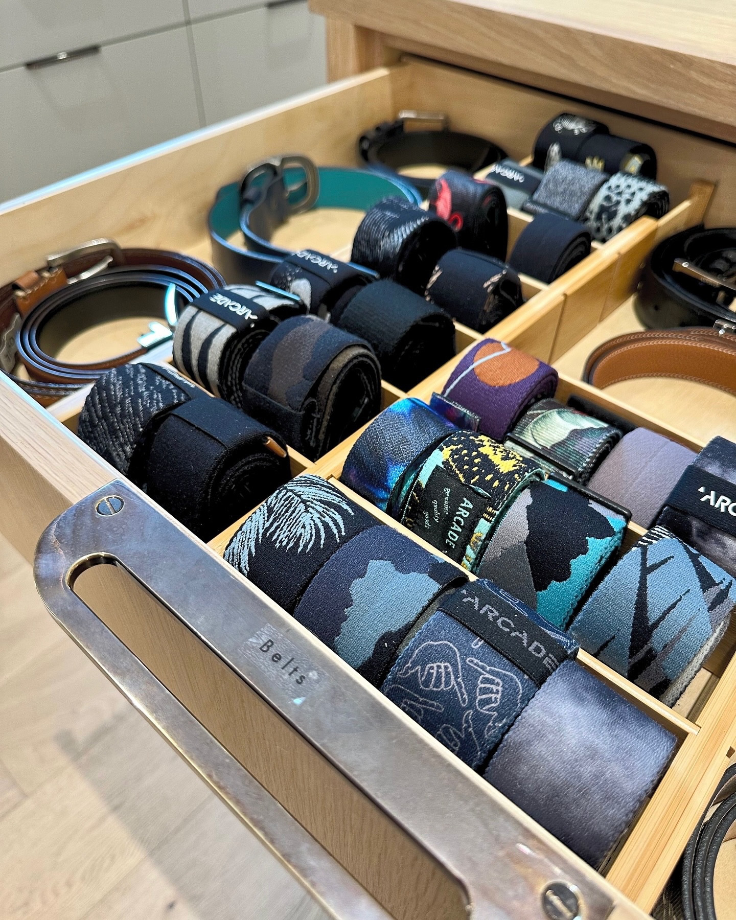 When everything has a place 🫶🏼
.
.
.
#projectpickwick #pickwickcloset #CustomHomes #CustomClosets #shoewall #shoeorganization #womensclosets #mensclosets #ShaiOrganized  #mariekondo #austintexas #afreshstart #moveinready #moveinday #dreamhome #dreamcometrue #homeorganization #newhome #customhomes #austinrealestate #luxuryhomes #movingtoaustin  #austinprofessionalorganizer #kidsorganization #organizationtoys #OfficeOrganization #ClosetOrganization