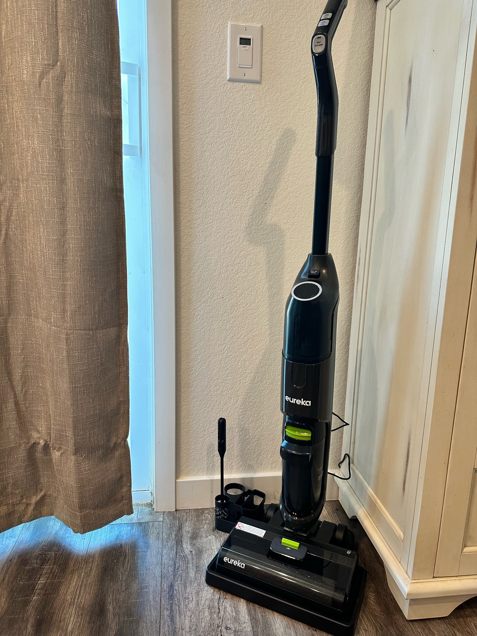 Eureka mop/vac is a must to add to your cleaning routine!✨

#LTKFamily #LTKHome #LTKSaleAlert