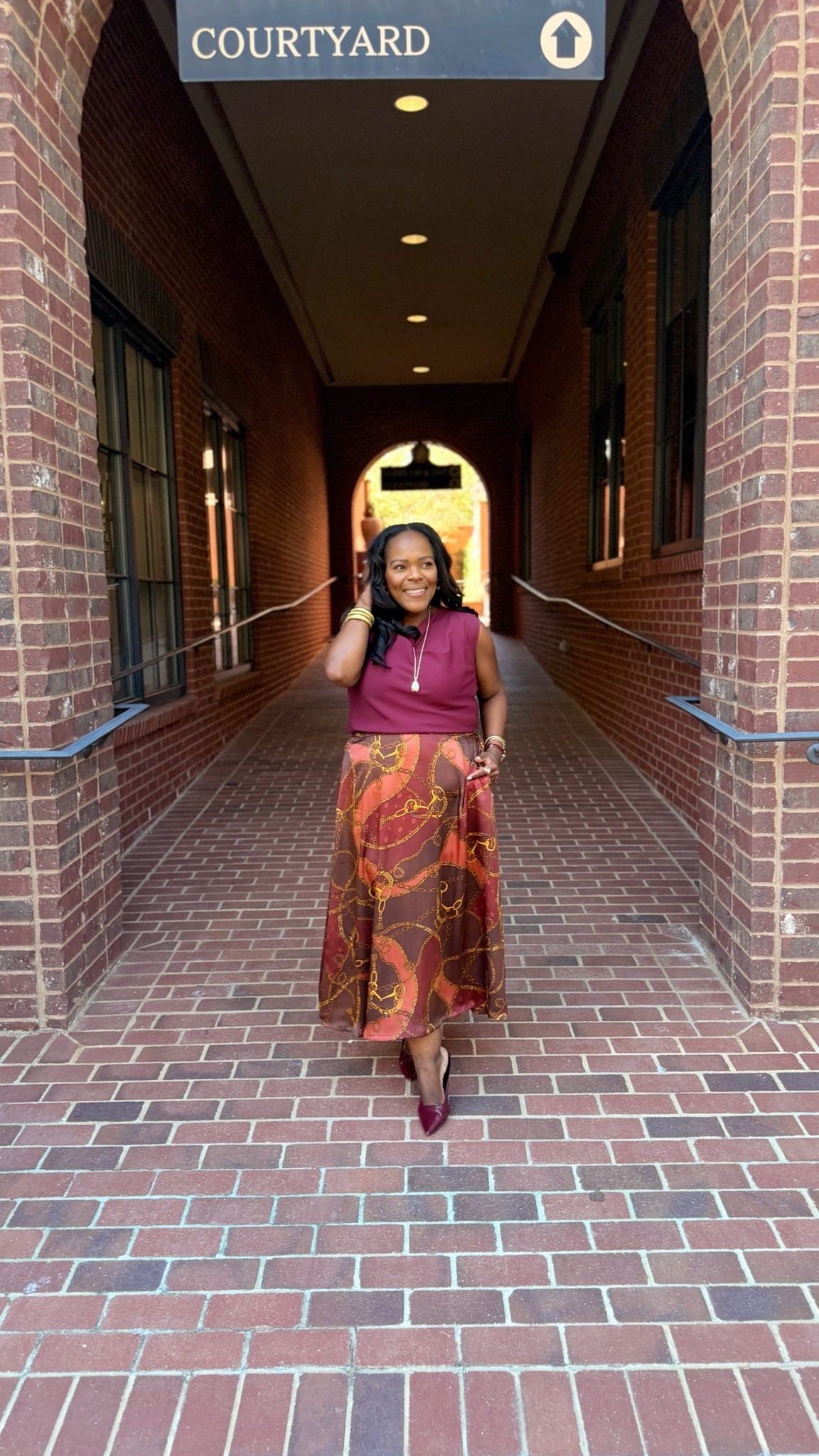 Fall style into from JcPenny’s! I’ve always loved the horsebit print 🐎 and this skirt will pair with so many sweaters and tops this Fall!