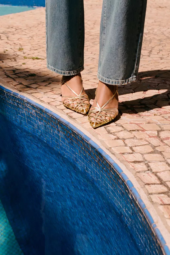 METALLIC EFFECT HEELED SLINGBACKS | Zara US