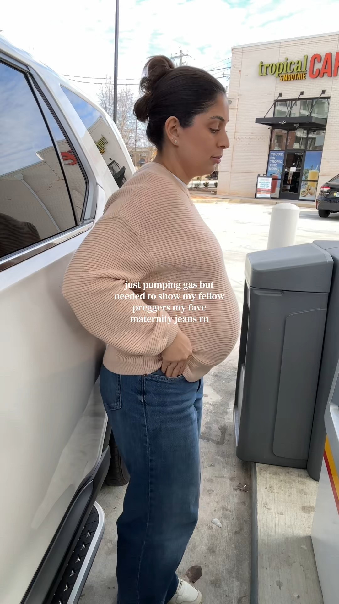 love these below the below jeans from H&M! So comfy and affordable. Adjustable sides + the perfect oversized leg. I’m in a medium. 

#LTKBump #LTKmomlife #LTKBaby