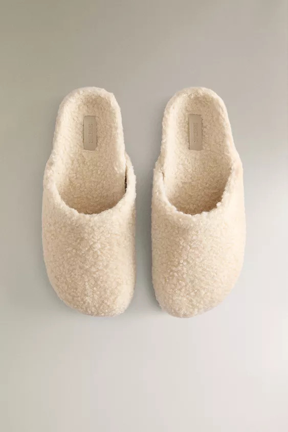 FAUX SHEARLING CLOG SLIPPERS | Zara UK
