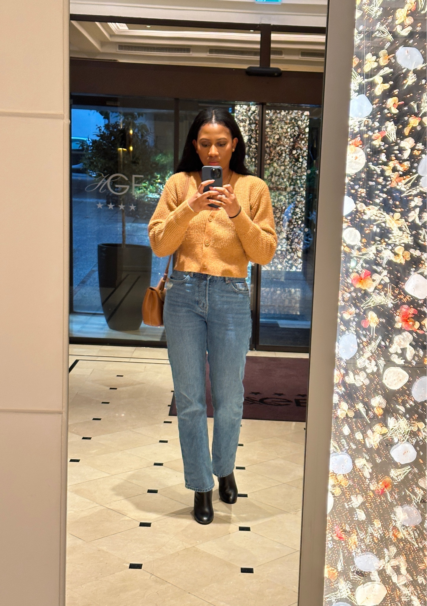 Want to feel cozy and stylish? Try this look

#LTKfindsunder100 #LTKstyletip #LTKfindsunder50