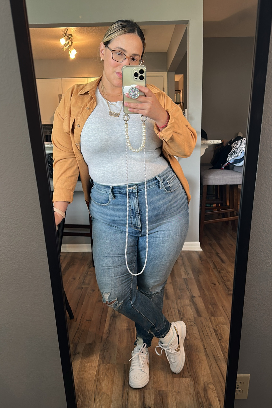 Simple casual midsize OOTD: 
Bodysuit
Overshirt (Target old 🥲)
Jeans
White sneakers (old dunks)
Transition fit from Summer to Fall 🫶🏼🎃😜

#LTKmidsize #LTKstyletip #LTKcurves