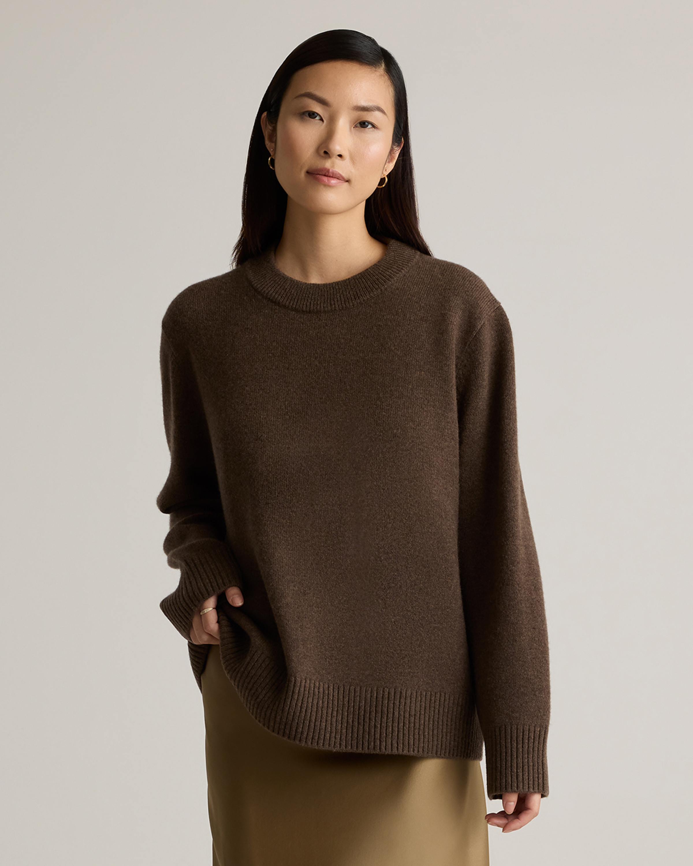 Quince | Women's Mongolian Cashmere OverSized Crewneck Sweater in Brown, Size Large | Quince