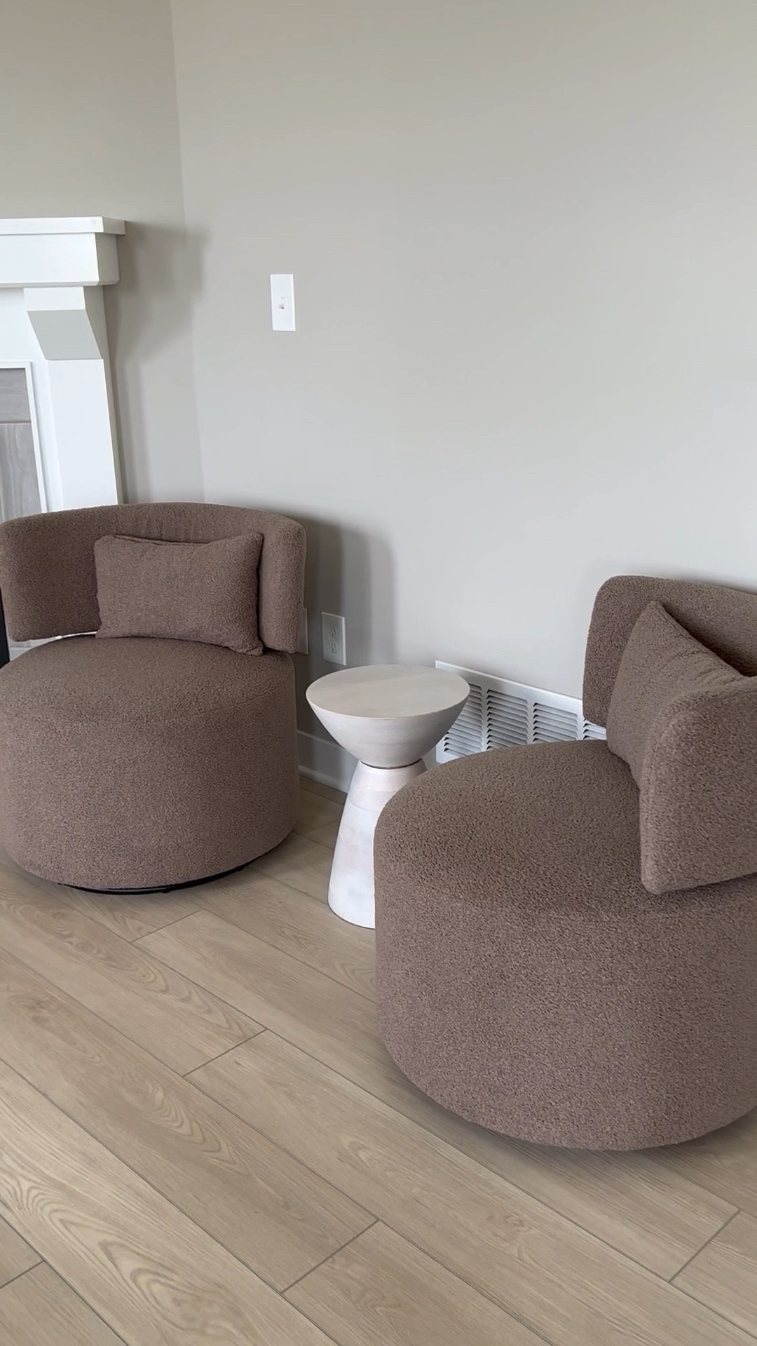 These affordable accent chairs are my new obsession #ltksale #wayfairchairs #accentchair #neutralhome #neutrallivingroom #teddychair #swivelchair

#LTKSaleAlert #LTKHome
