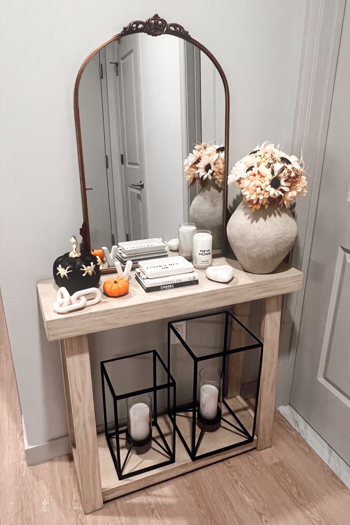 Spooky Szn home decor 👻 

#LTKHalloween #LTKSeasonal #LTKHome