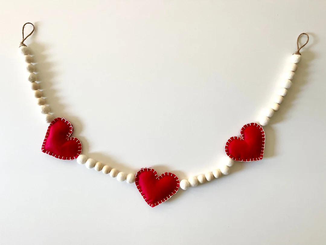 Valentine's Day Decor | Red Felt Heart Garland | Valentine's Heart Garland | Farmhouse Mantle Ban... | Etsy (US)