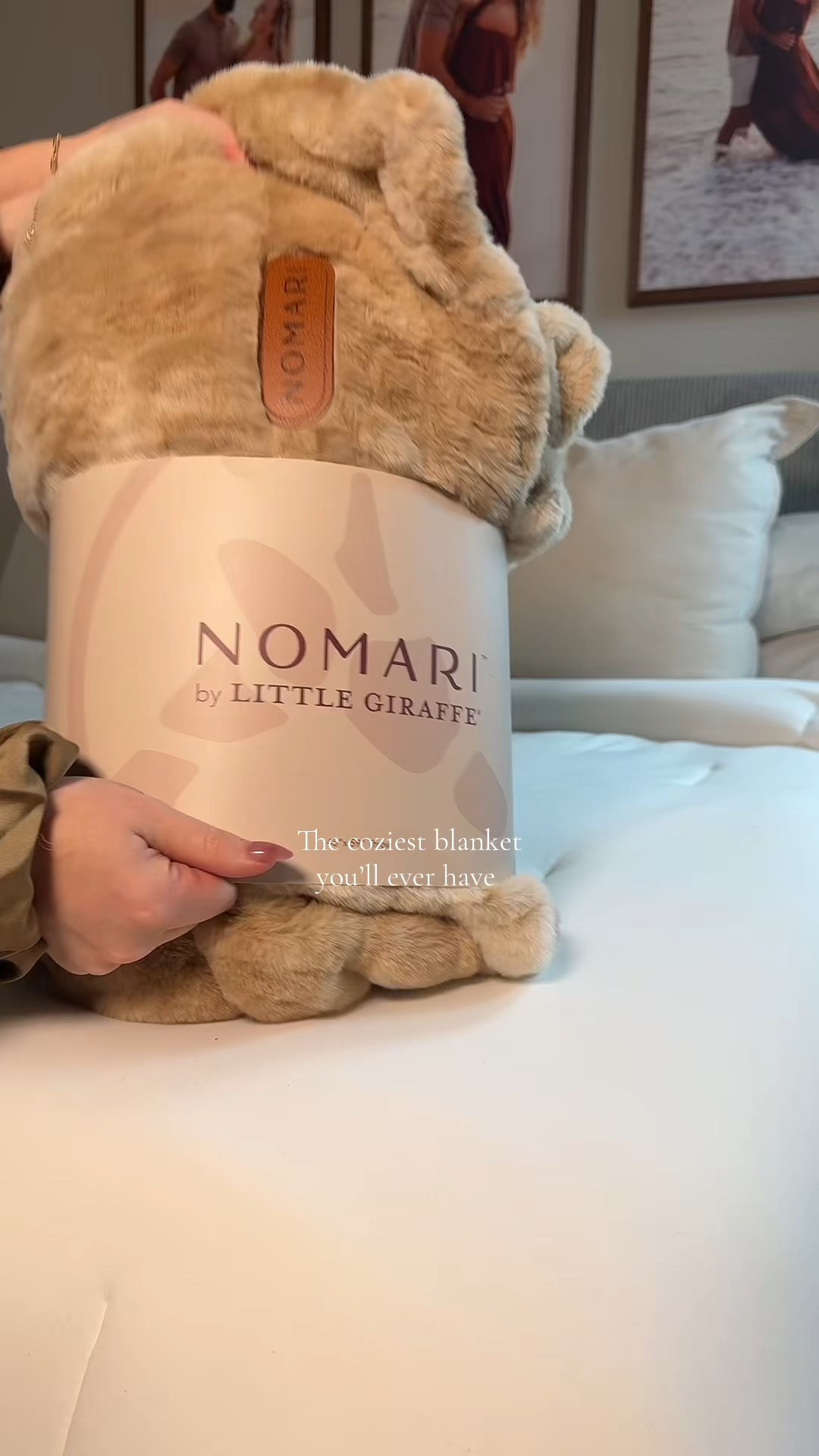 
Meet your new favorite cozy blanket
Super soft, warm, and perfect for relaxing nights in.

Treat yourself to comfort!

Shop now! 

@littlegiraffeislove
#littlegiraffe #ad #homefindswithsid
#homedecor #cozyhomedecor #nomari

#LTKdayinmylife #LTKKids #LTKmomlife