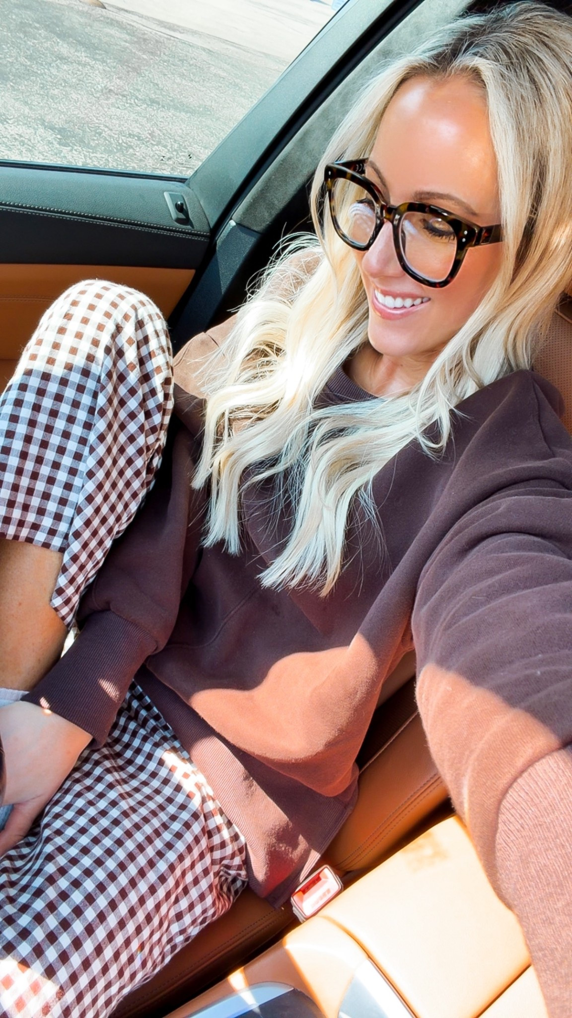 Today’s ootd! School drop off, shot content, booked some Disney plans, and ran some errands! Still cold here! Love this oversized crewneck and these gingham pants! I wear all the time!

#LTKmorningroutine #LTKdayinmylife #LTKootd