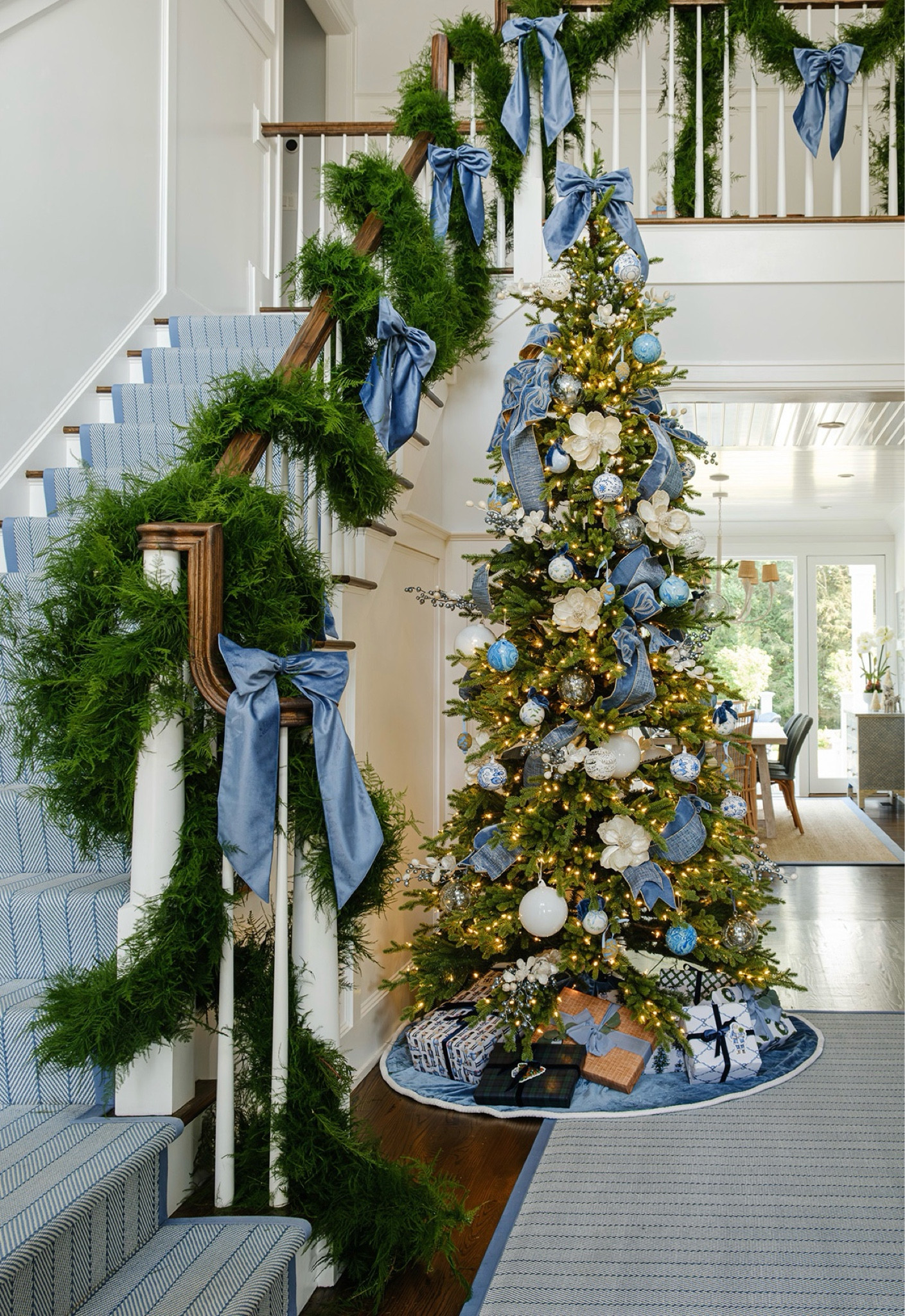 A very Coastal Christmas!

#LTKHome #LTKStyleTip #LTKSeasonal