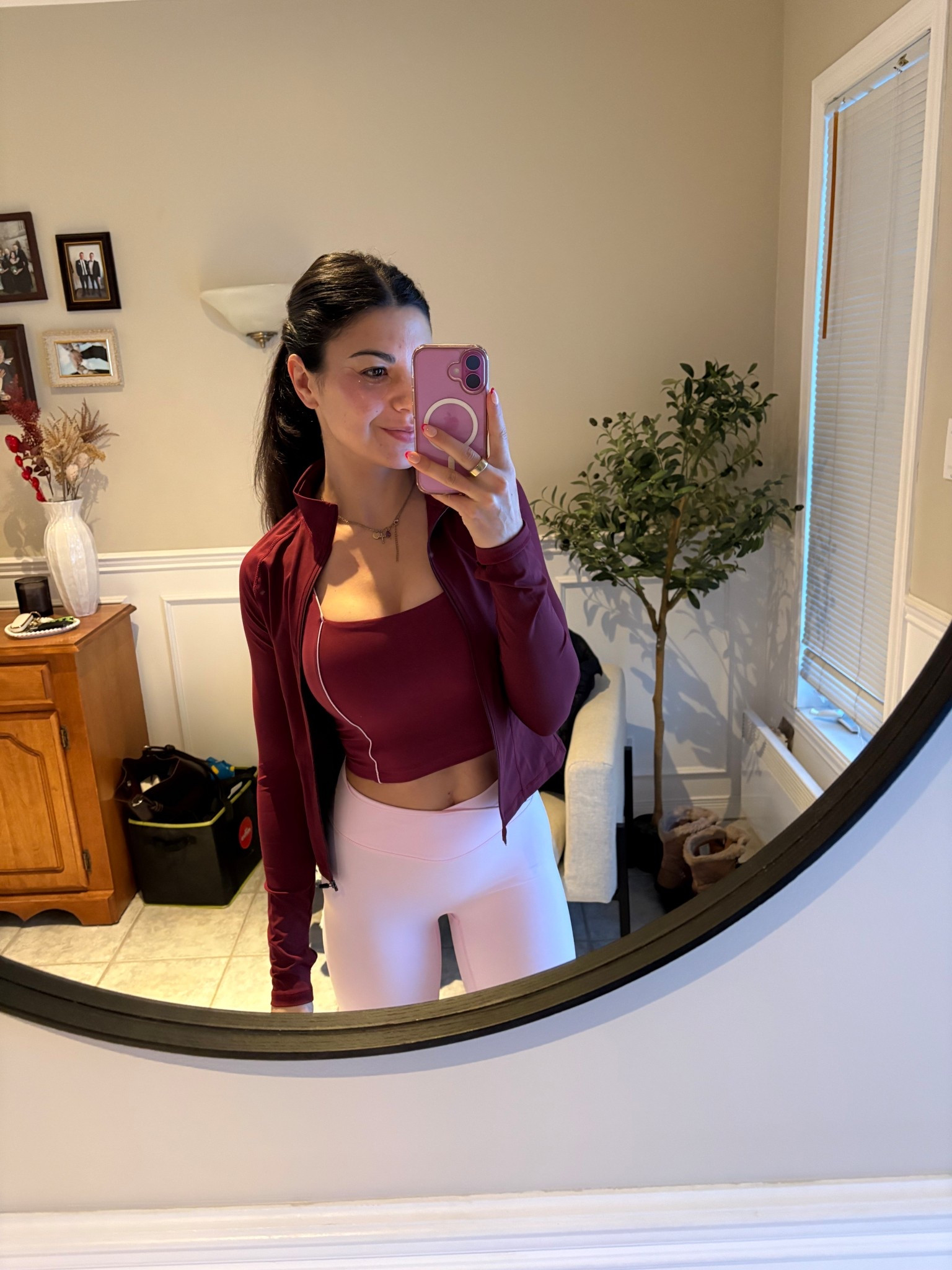 Valentine’s Day inspired outfit for this mornings workout!! 

All from SHEIN 🩷 use code CASPamandamsperoni090 to save ya extra 

#LTKcanada #LTKwinter #LTKfitness