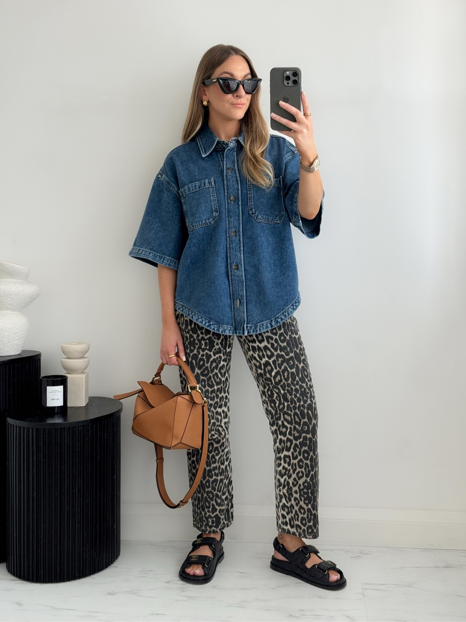 Leopard jeans & denim shirt outfit.
Shirt: 34/uk6 (boxy, slightly roomy fit)

#LTKstyletip #LTKluxury #LTKsummer