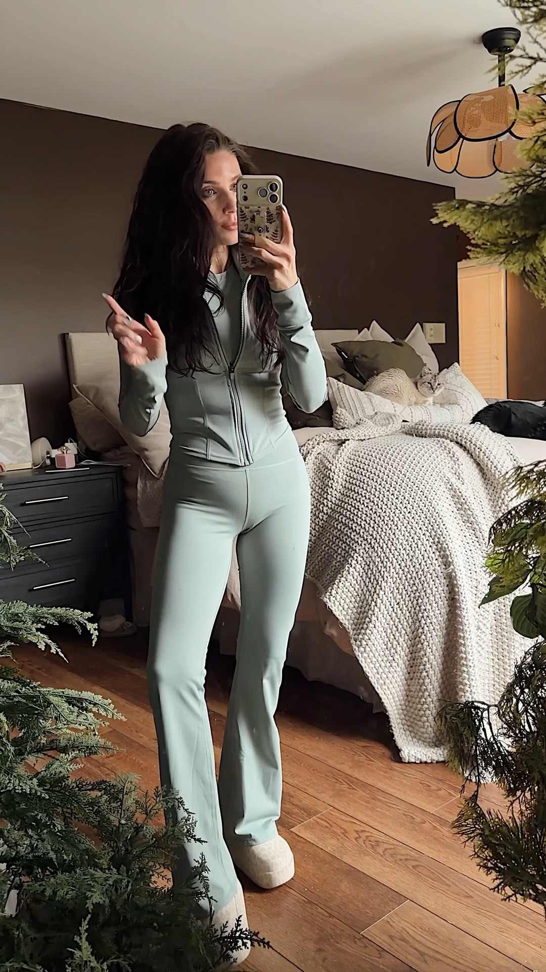 Keeping it warm in this 4 piece matching set by @yitty from @walmart 🤍

#LTKfitnessgoals #LTKFindsUnder50 #LTKActive