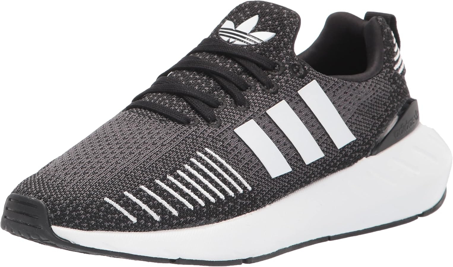 adidas Women's Swift Run 22 Sneaker | Amazon (US)