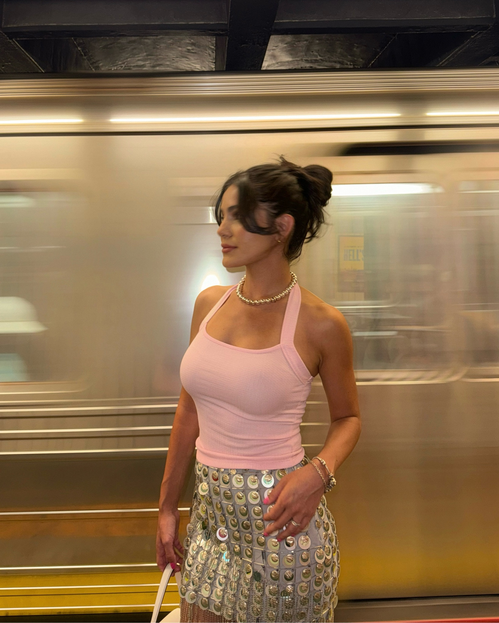 love a good sequin skirt 🪩 mini skirt, nyfw, going out outfit, y2k fashion 