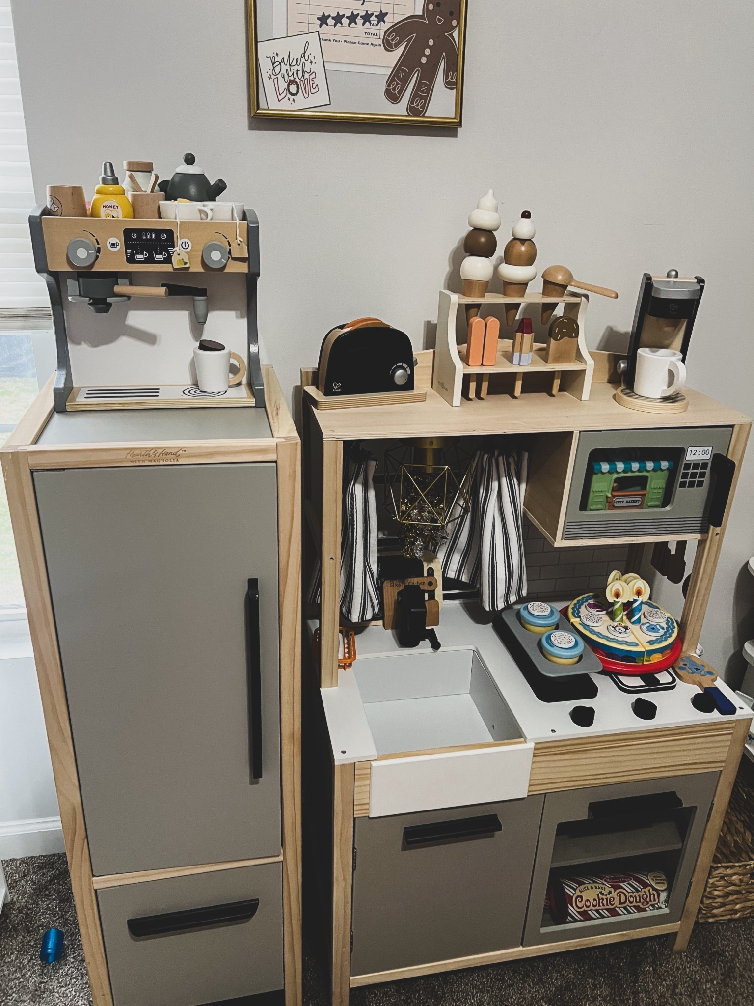 Our favorite play kitchen is on sale! 

#LTKKids #LTKGiftGuide #LTKHoliday