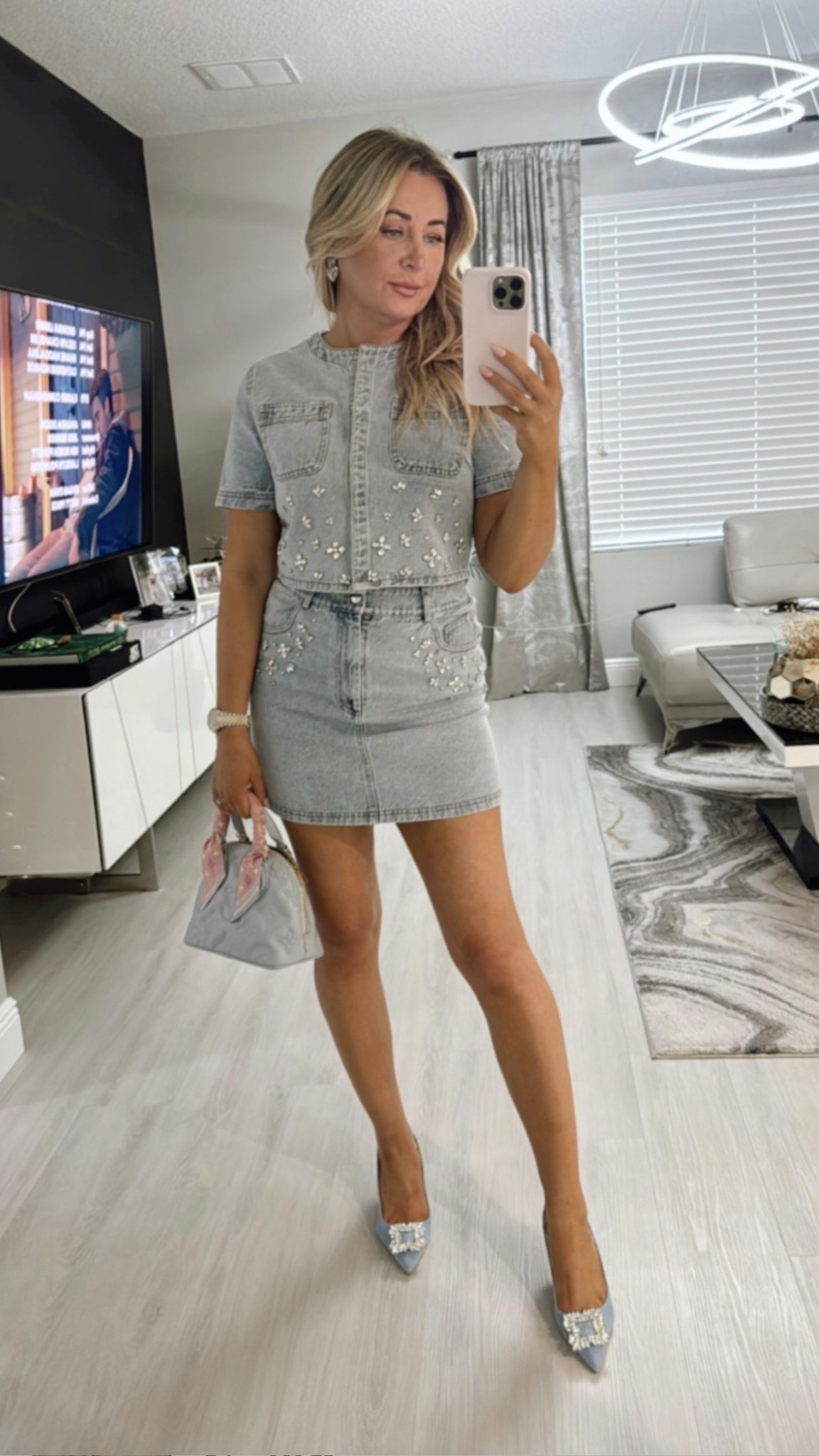 Favorite denim set from @VICI is back in stock.
Save 35% with code AGGISAVE35
Wearing small in both. Shoes run half size big. I’m wearing 6
#denim #skirt #jacket #spring

#LTKdayinmylife #LTKootd #LTKgrwm