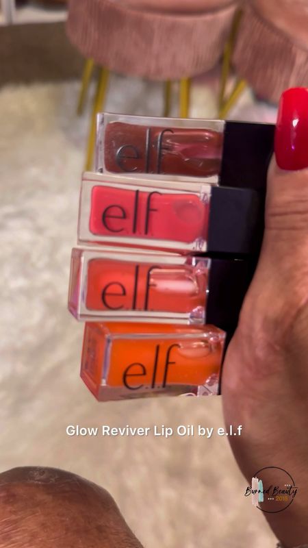 Glow Reviver lip oil by elf Cosmetics is super hydrating and has a high gloss.✨Most importantly, it’s not sticky! 🦋

Save this to your favorites so that you can add to cart and check out before it sells out when the LTK EXCLUSIVE elf Cosmetics sale begins on 6/21! 

#elf #lipoil

#LTKVideo #LTKBeauty #LTKxelfCosmetics