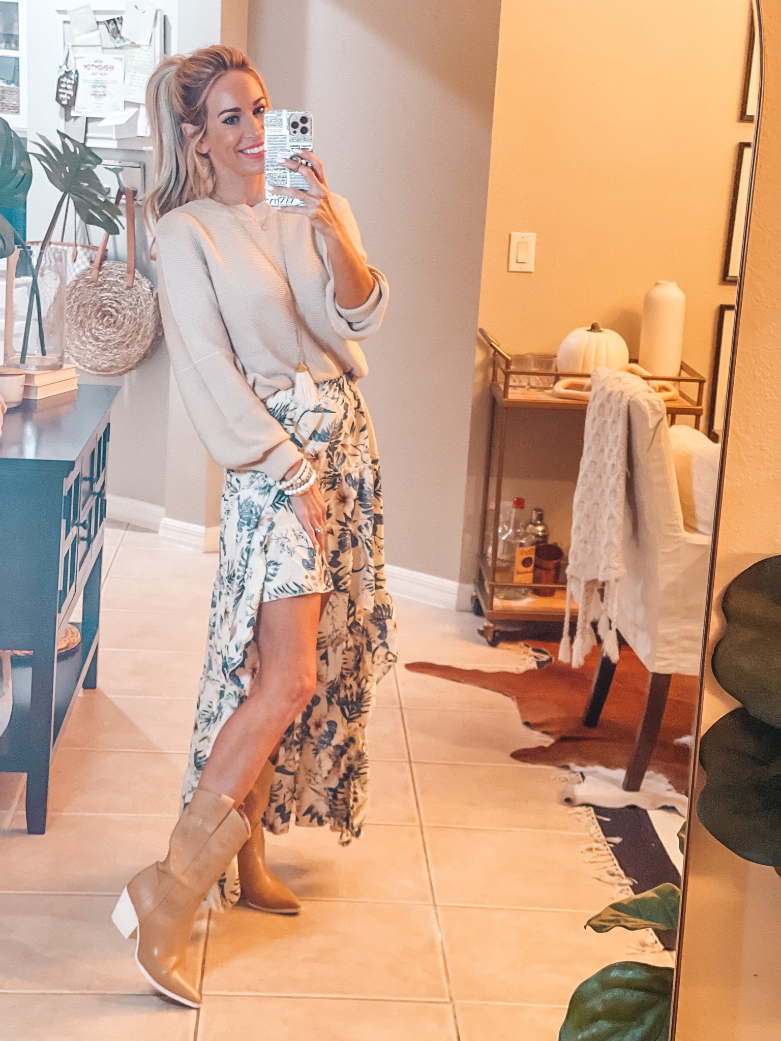 #highlow #skirt #westernboot

#LTKshoecrush #LTKstyletip #LTKSeasonal