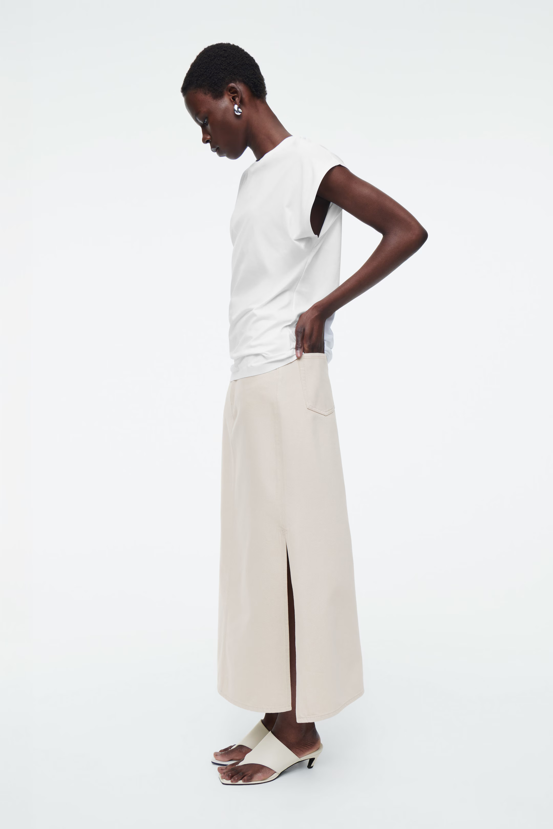 WAISTED CAP-SLEEVE T-SHIRT - WHITE | COS (AU)