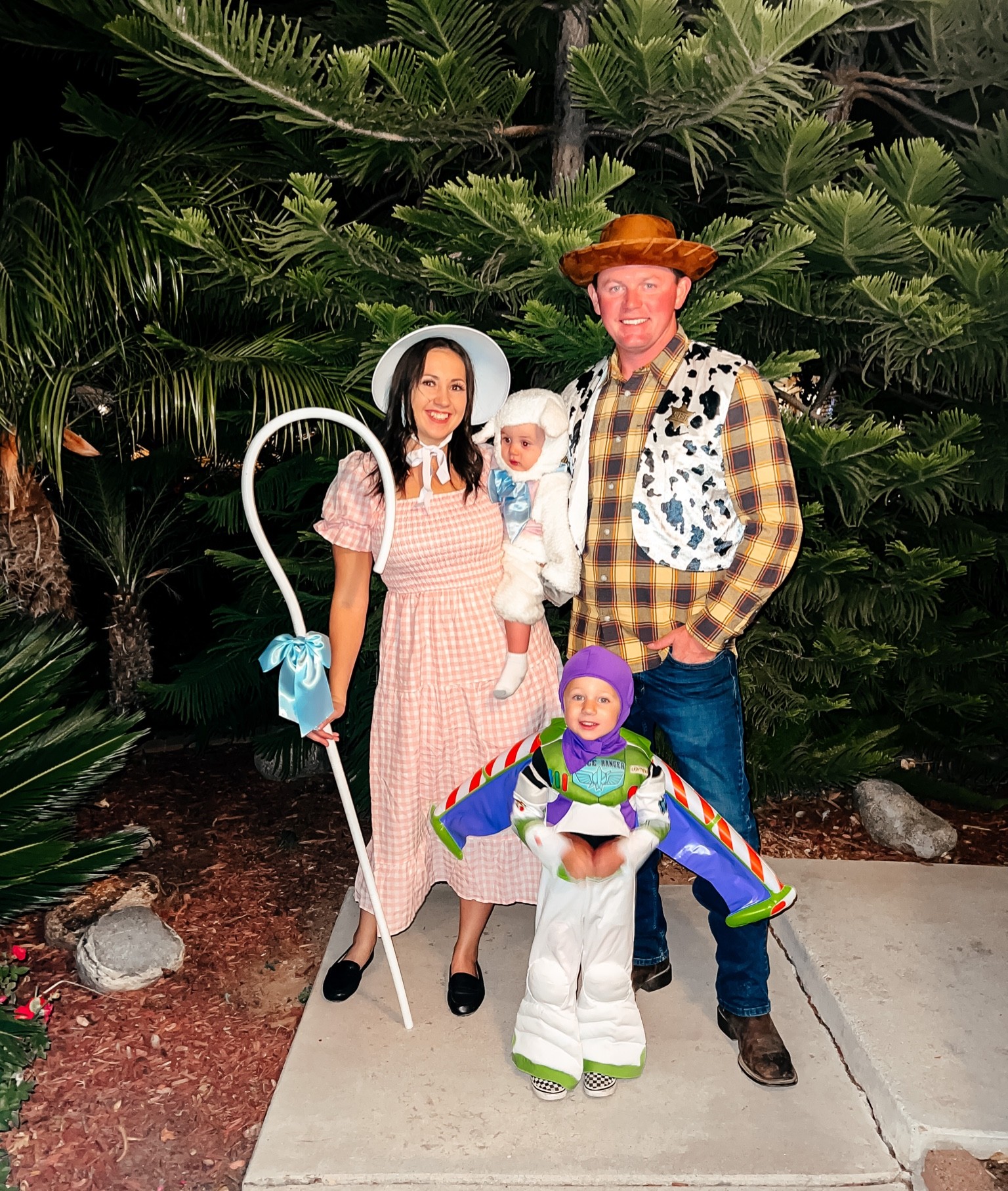 Toy Story Halloween Costumes!

#LTKHalloween #LTKHalloweenCostumes

#LTKHoliday #LTKSeasonal