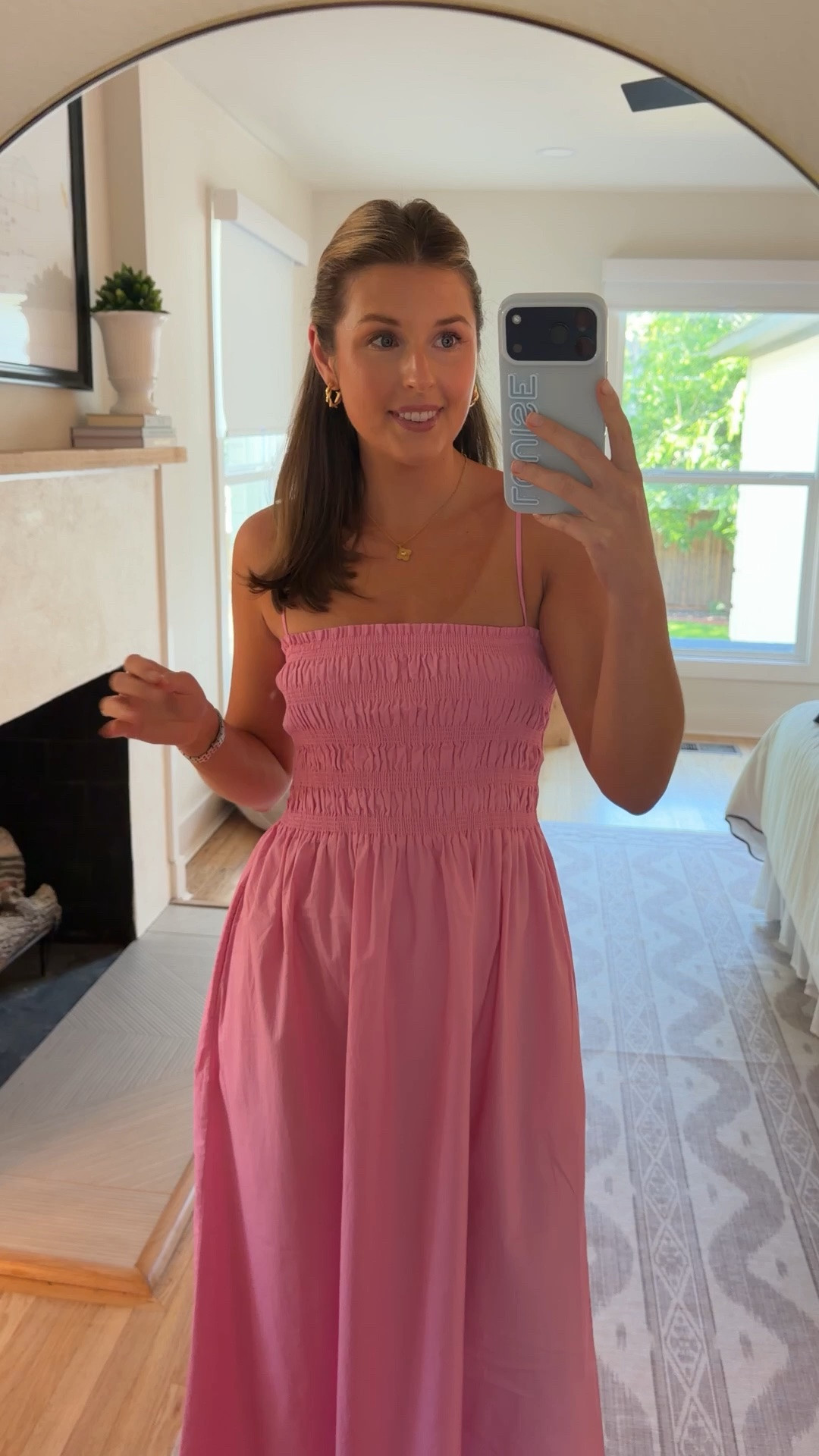 OOTD today! Wearing a S in dress