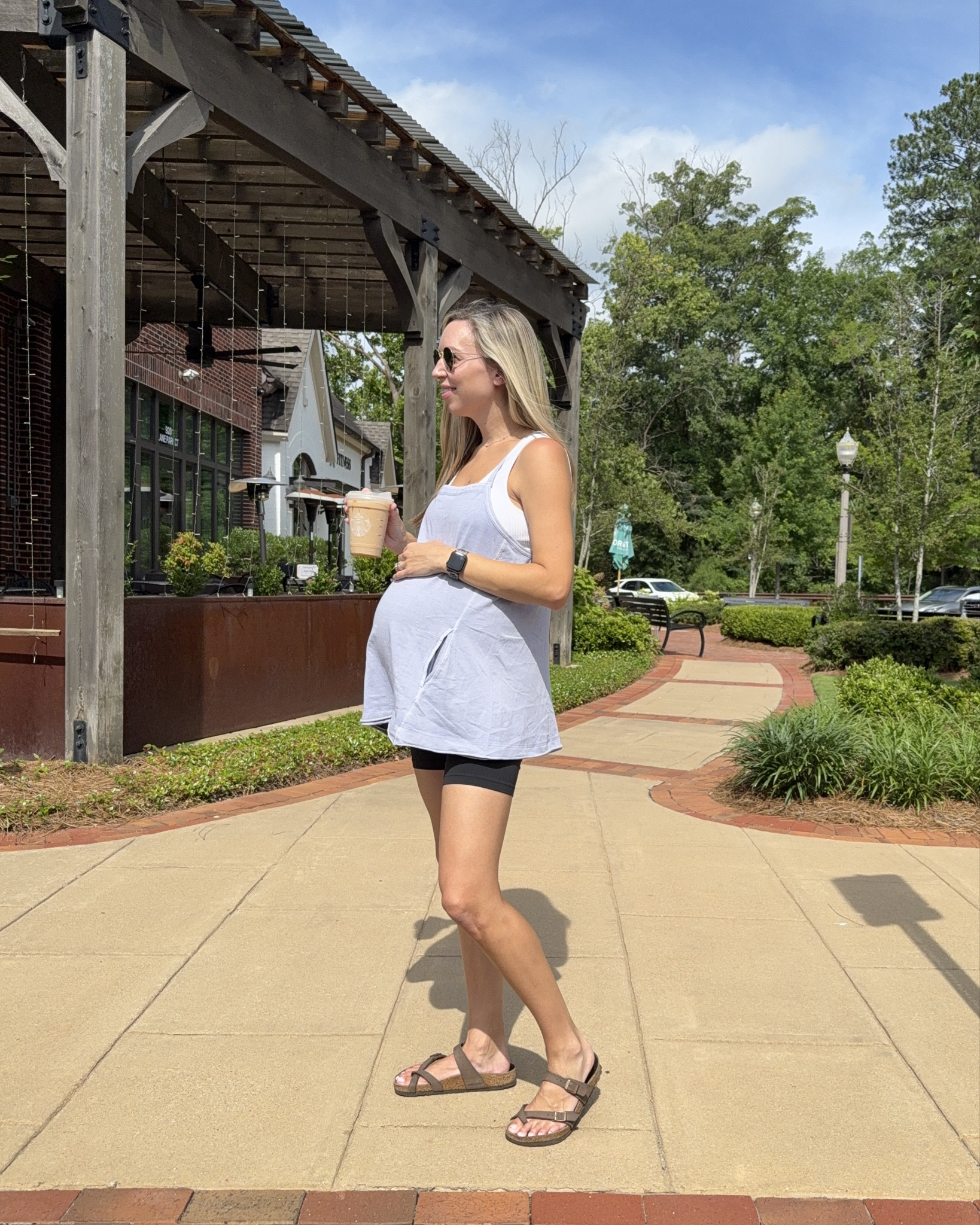 Wearing pre-pregnancy size smalll