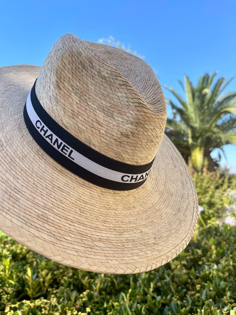 NEW!! Item #33 | Glitzy Bella