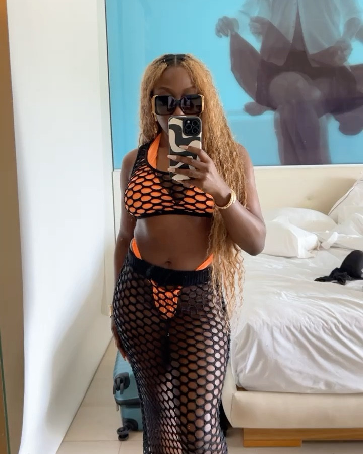 Throwing it back to my birthday in Jamaica just before the boat party, you can find outfit deets below! My coverup is no longer available so I’ve linked a similar one 🫶🏾

#LTKSeasonal #LTKSwim #LTKTravel