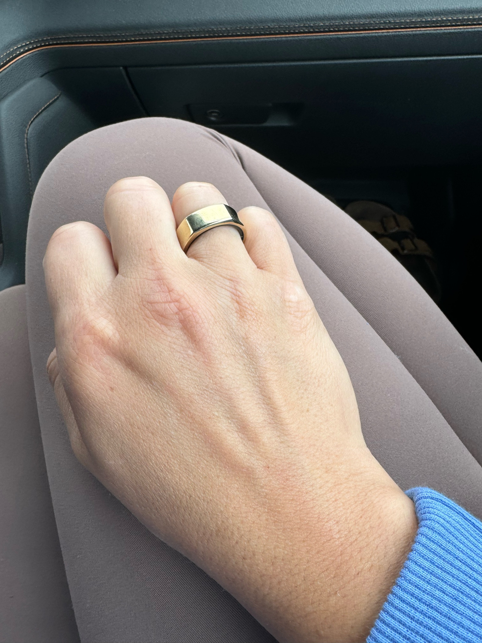 I 10/10 recommend the Oura ring for managing lifestyle! It doesn’t replace my Apple Watch but it does more for me than the Apple Watch. 

#LTKFitness #LTKSeasonal #LTKActive