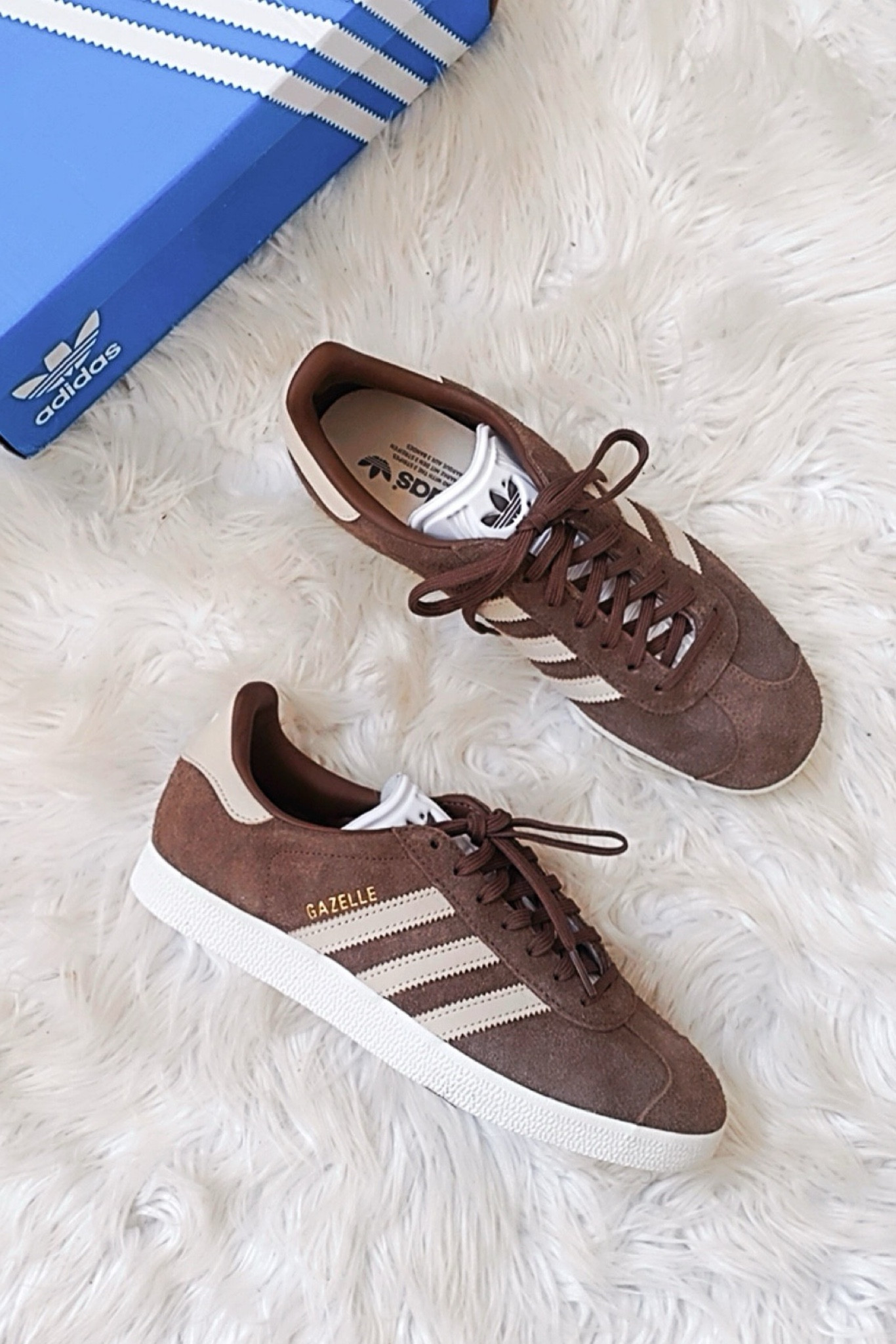 Adidas sneakers 

#LTKShoeCrush #LTKStyleTip #LTKActive