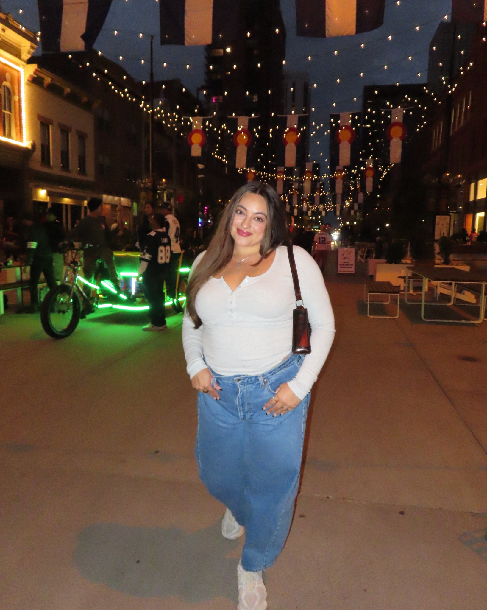 I picked this Skims shirt up at Nordstrom before we went to the game and it is so comfortable! Although it is a lightweight shirt it kept me very warm. These barrel jeans are a must !! They have been constantly in my rotation since i bought them. 🌟

#LTKStyleTip #LTKMidsize