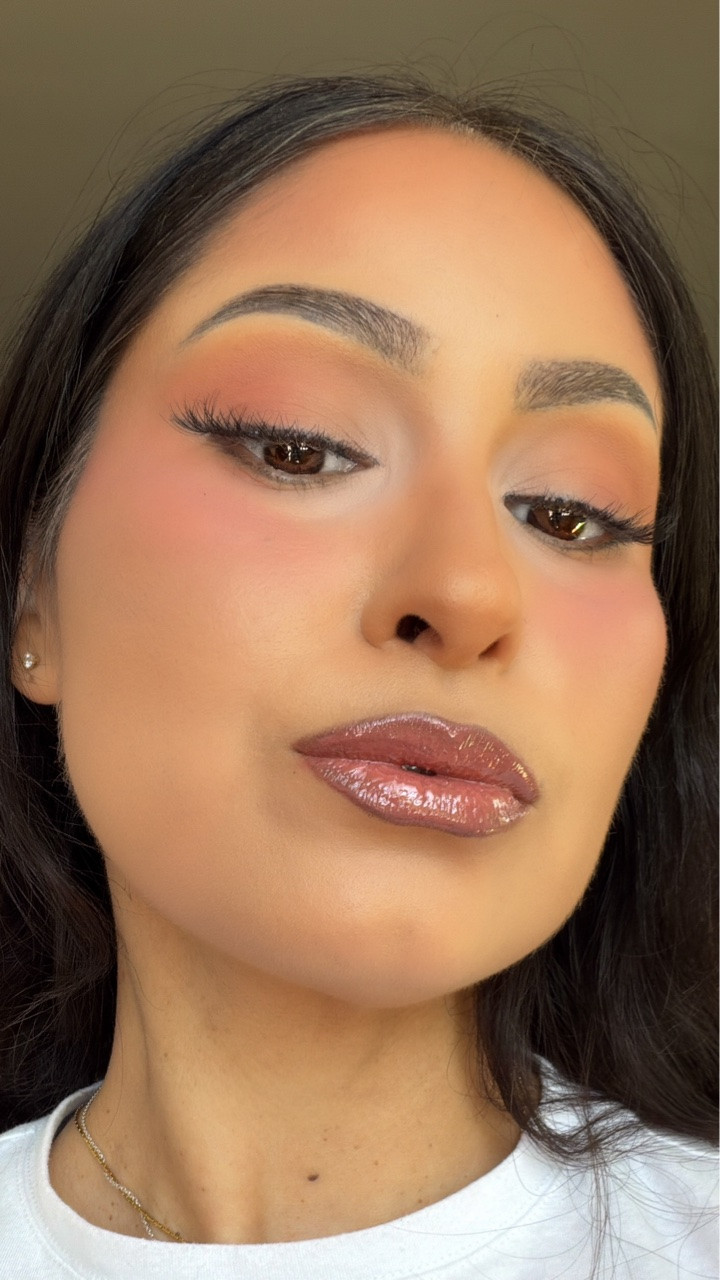 Lip contour 💋 #mua #fyp #lipcontour #softglam #wedding