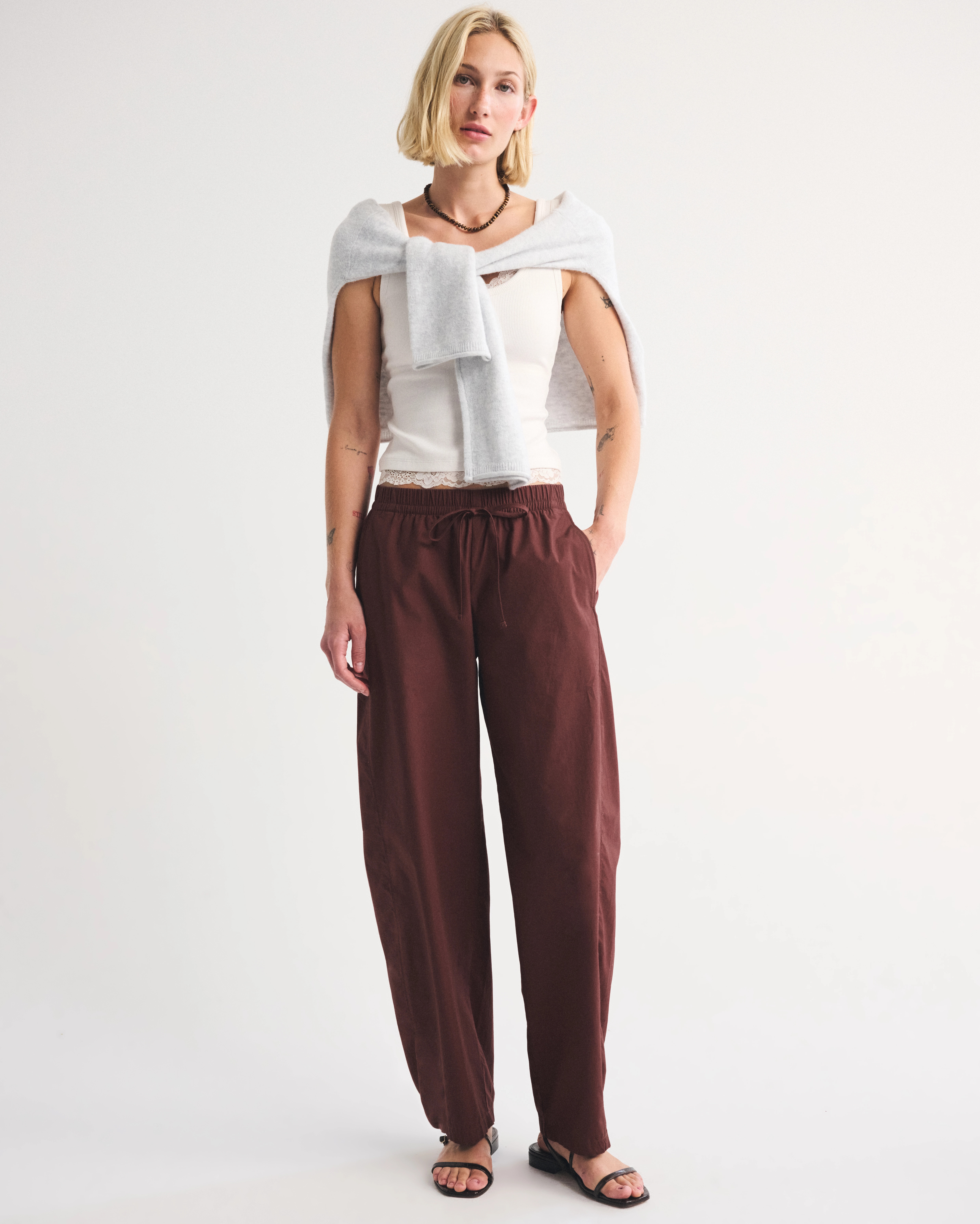 Poplin Barrel Pull-On Pant | Abercrombie & Fitch (US)